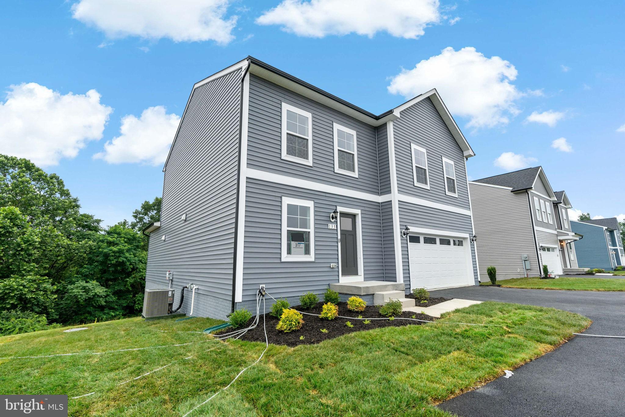 SOUTH BROOK - Residential