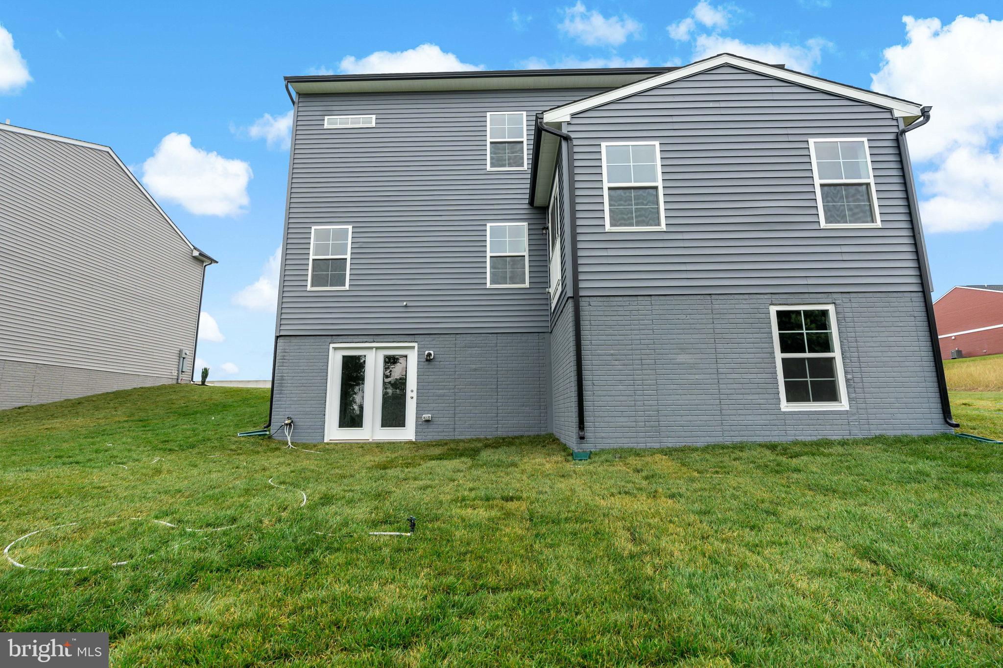 SOUTH BROOK - Residential