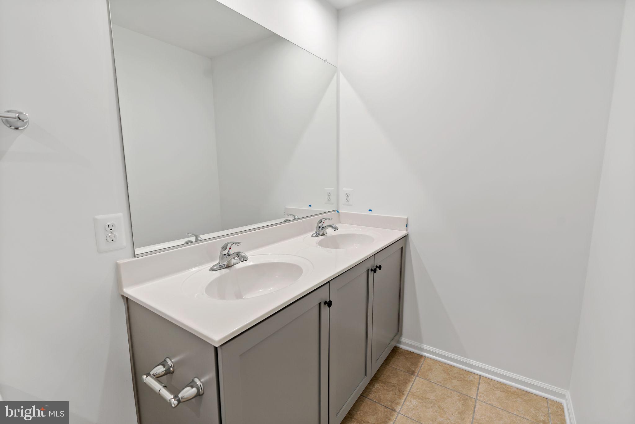 SOUTH BROOK - Residential