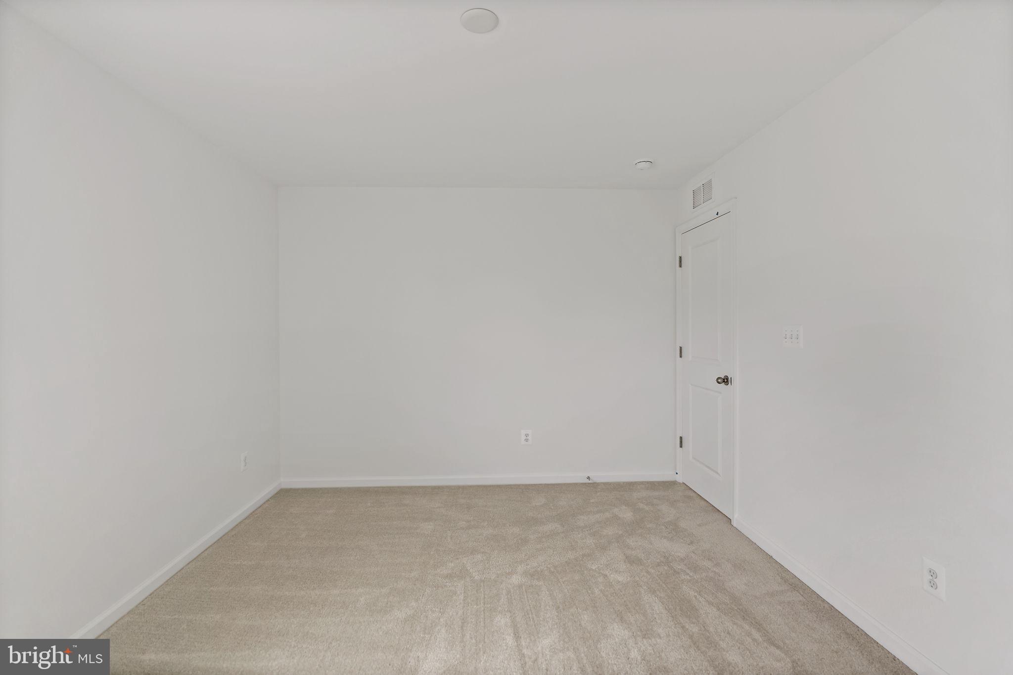 SOUTH BROOK - Residential