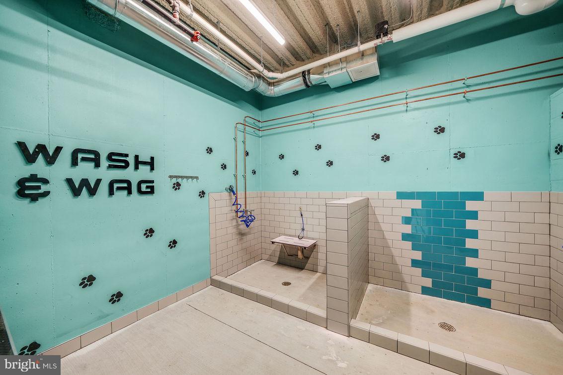 PHOENIX COMMUNITIES - Residential Lease