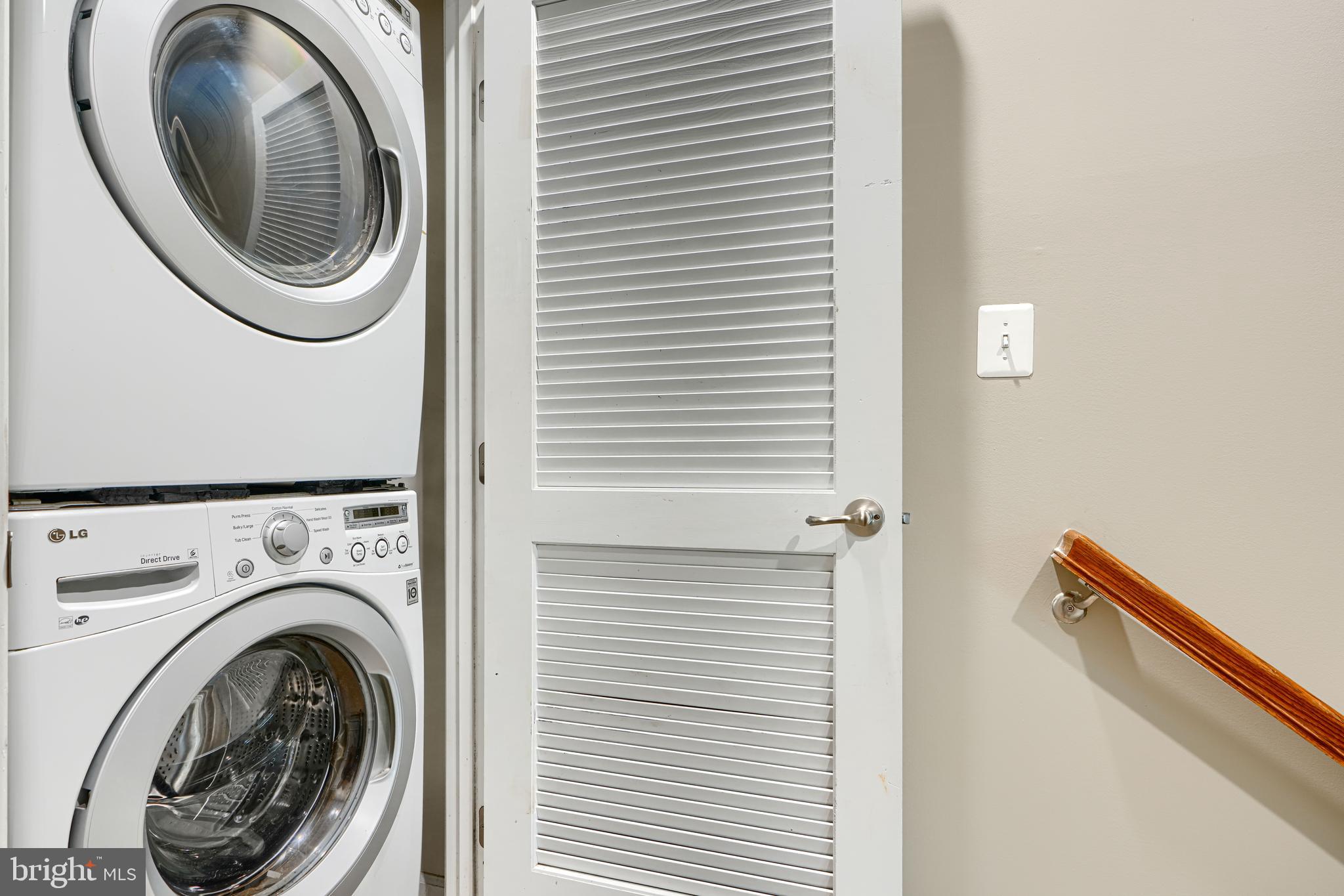 GREEKTOWN - Residential