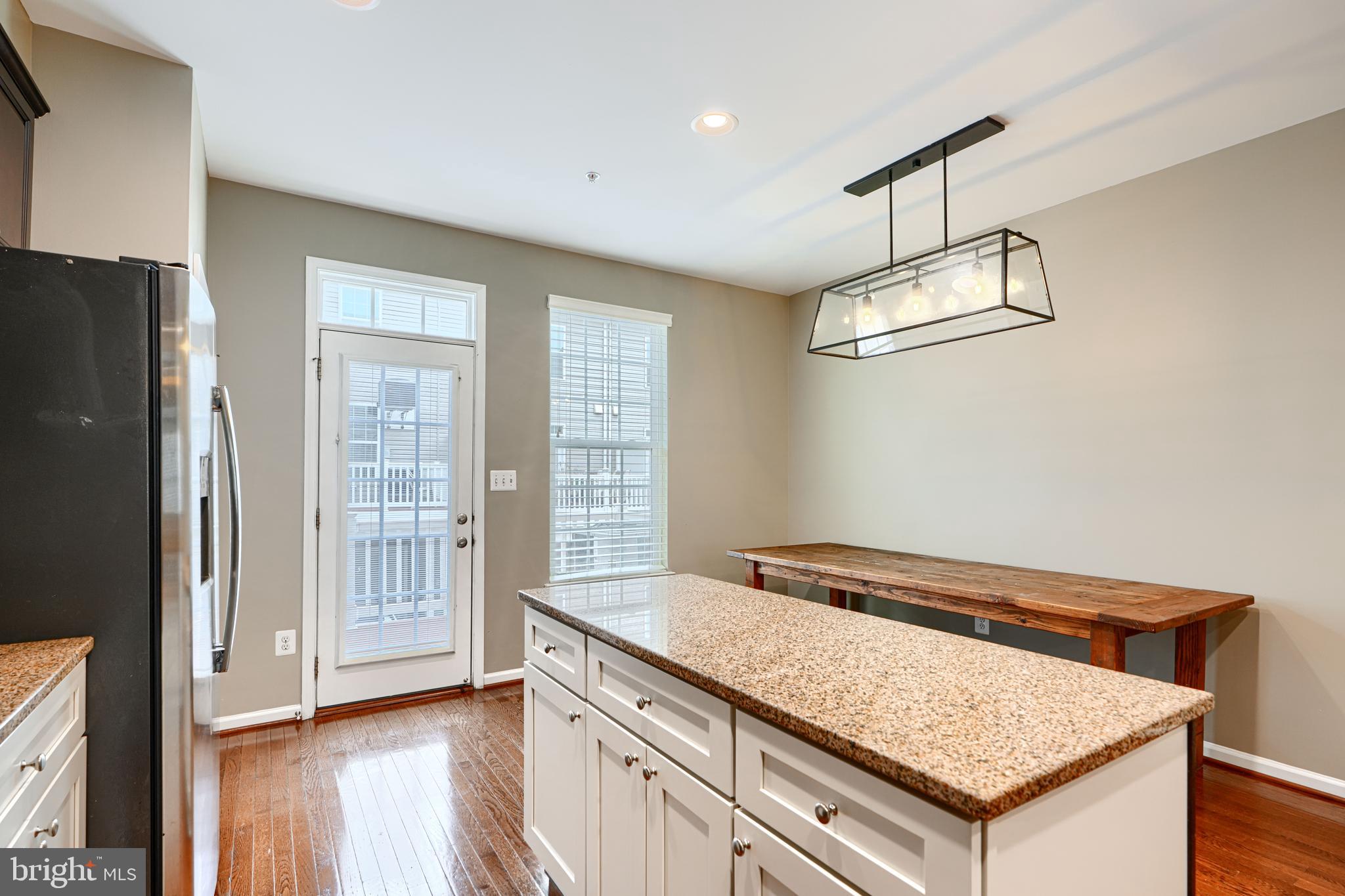 GREEKTOWN - Residential