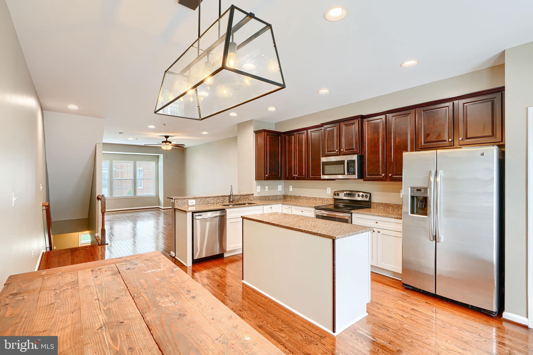 GREEKTOWN - Residential