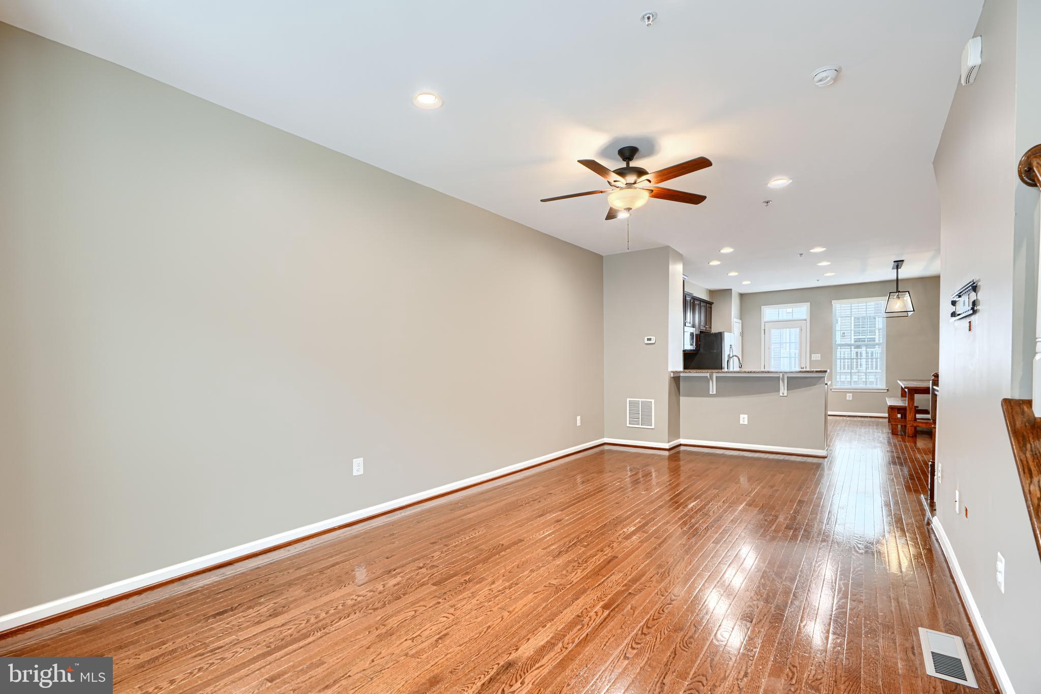 GREEKTOWN - Residential