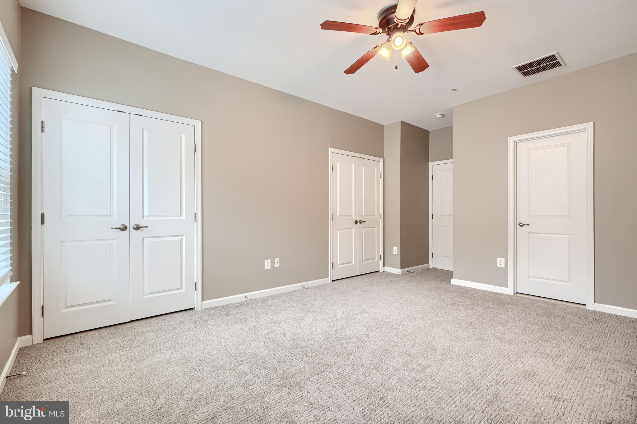 GREEKTOWN - Residential