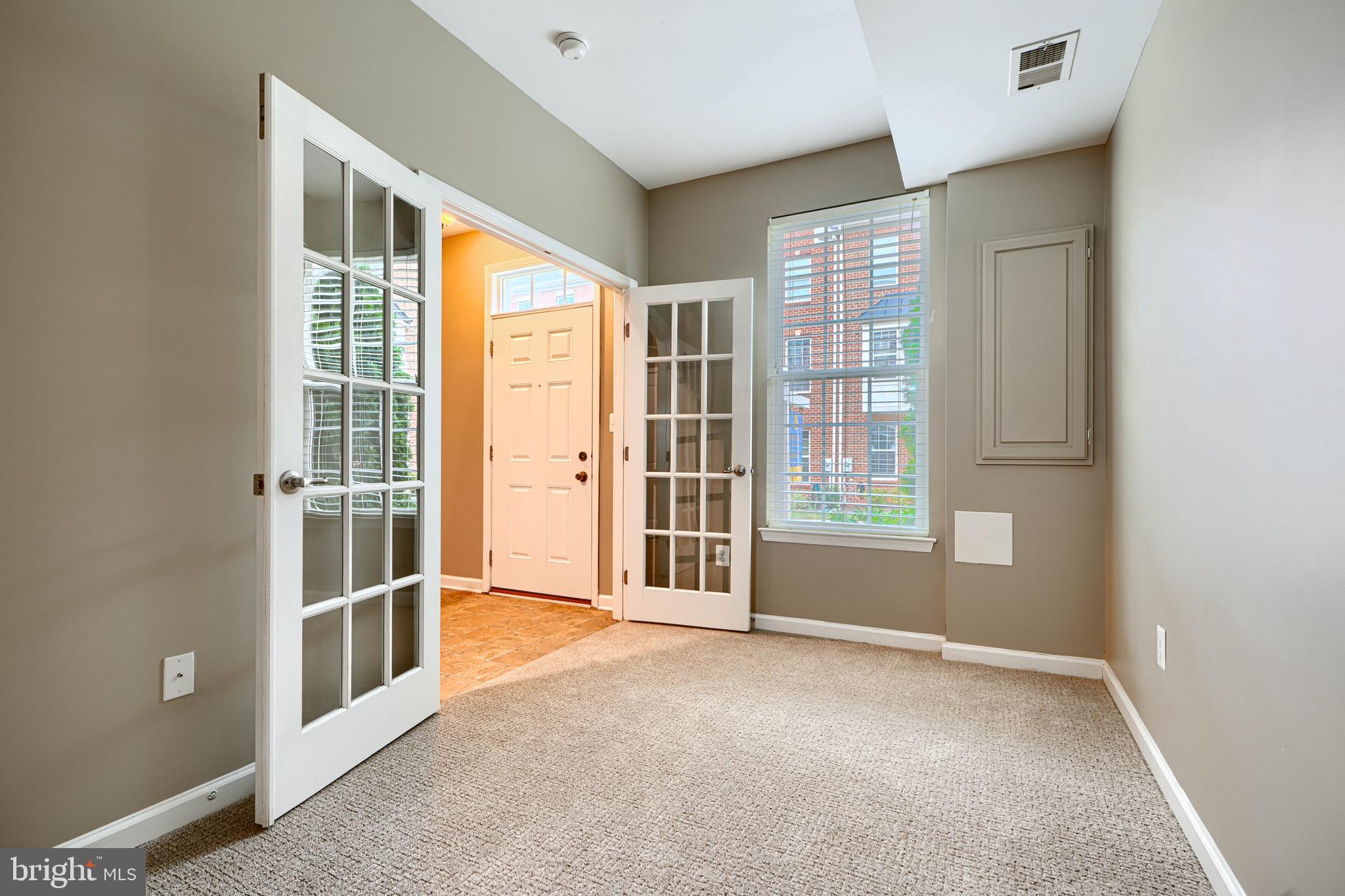 GREEKTOWN - Residential