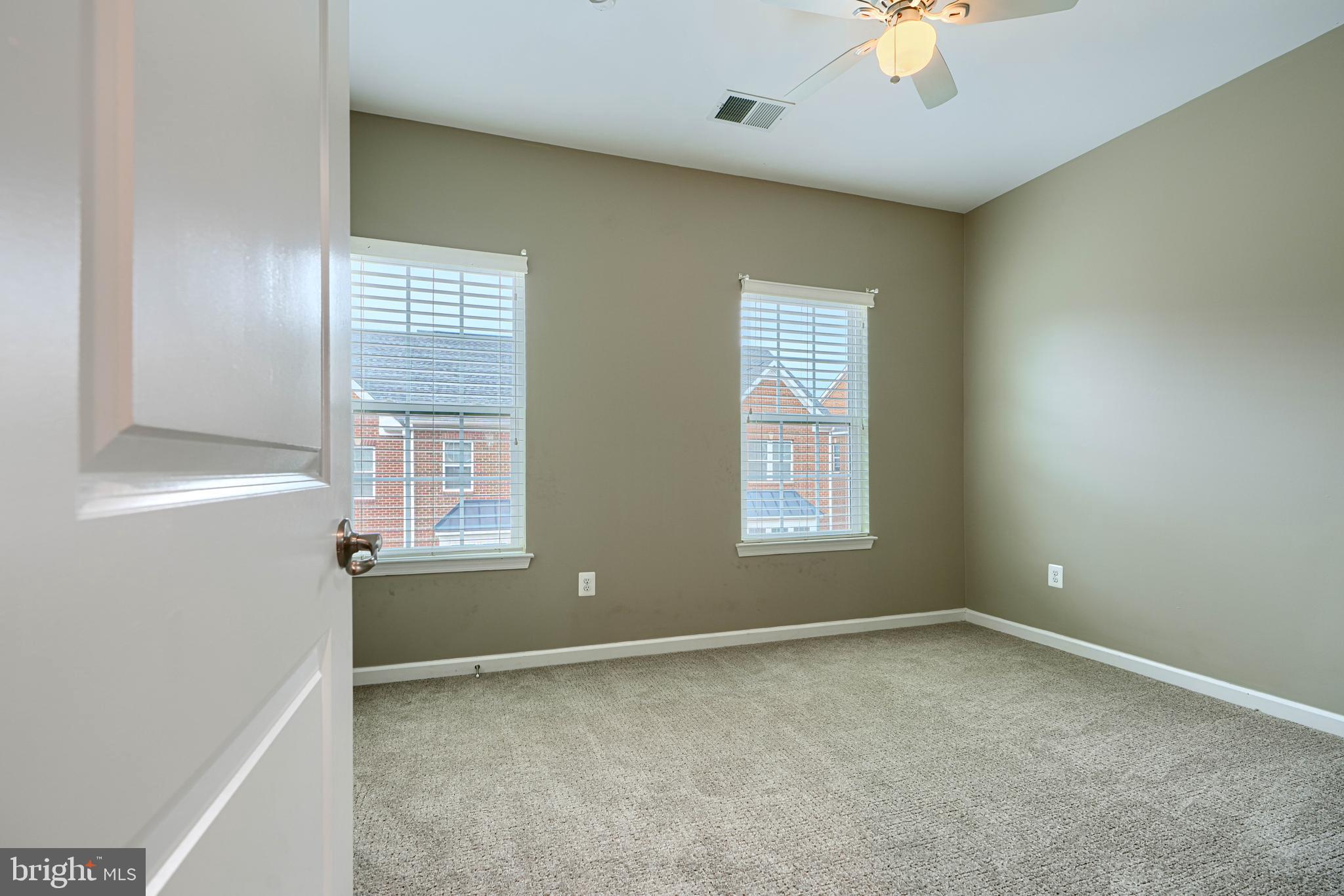 GREEKTOWN - Residential