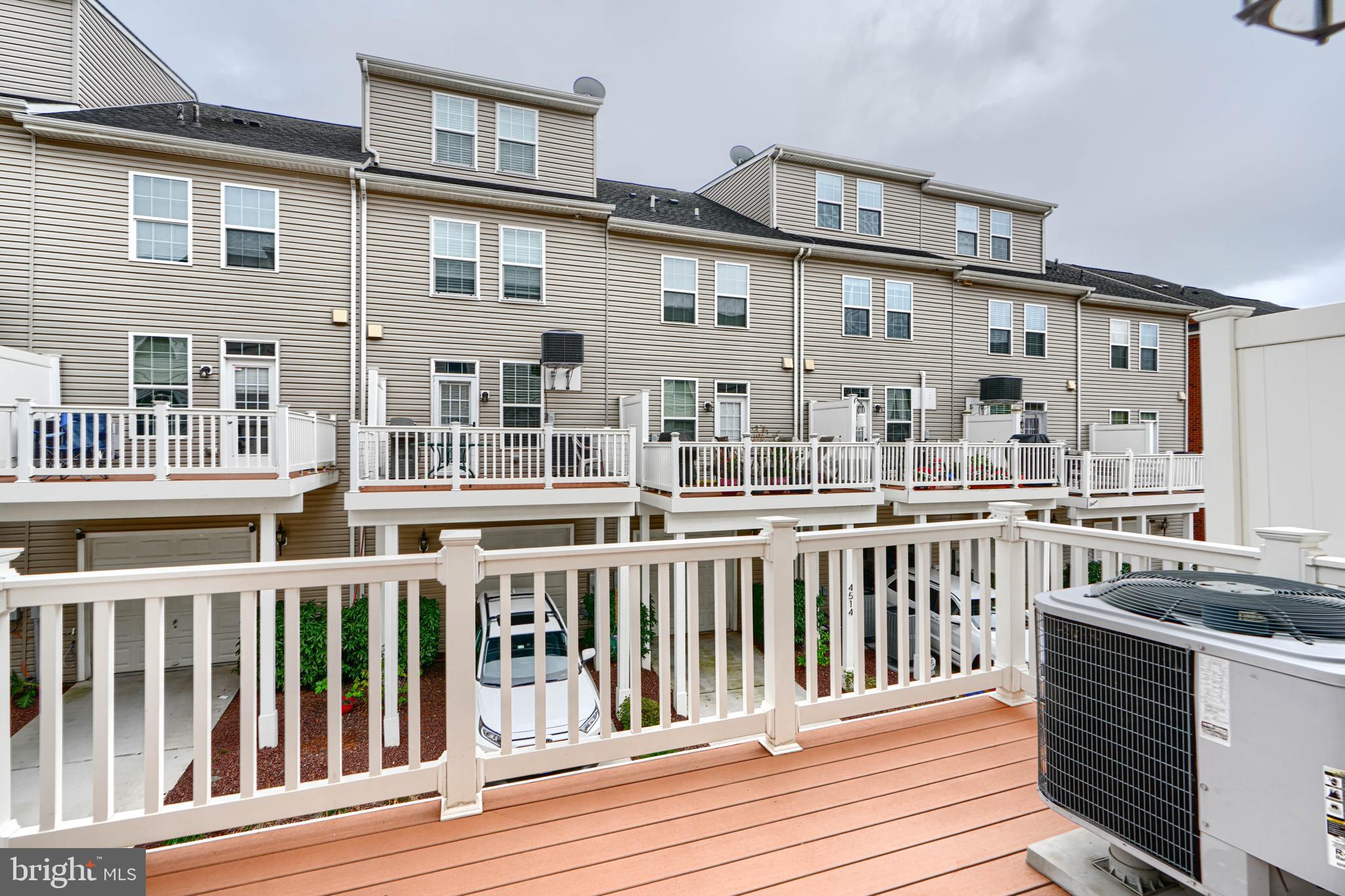 GREEKTOWN - Residential