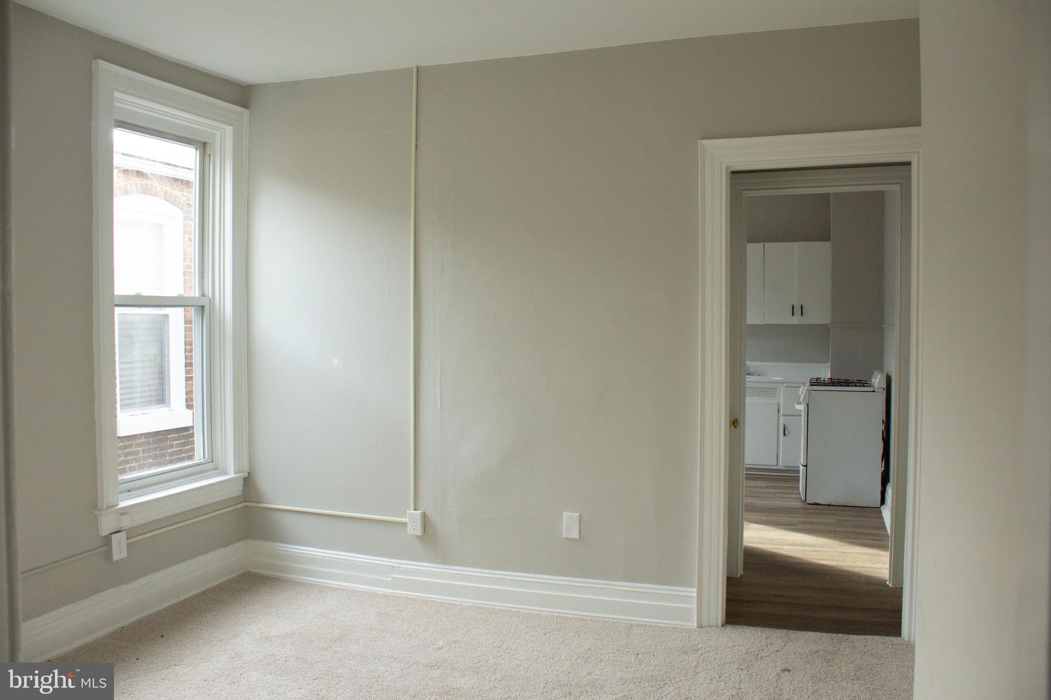 106 S PERSHING AVENUE