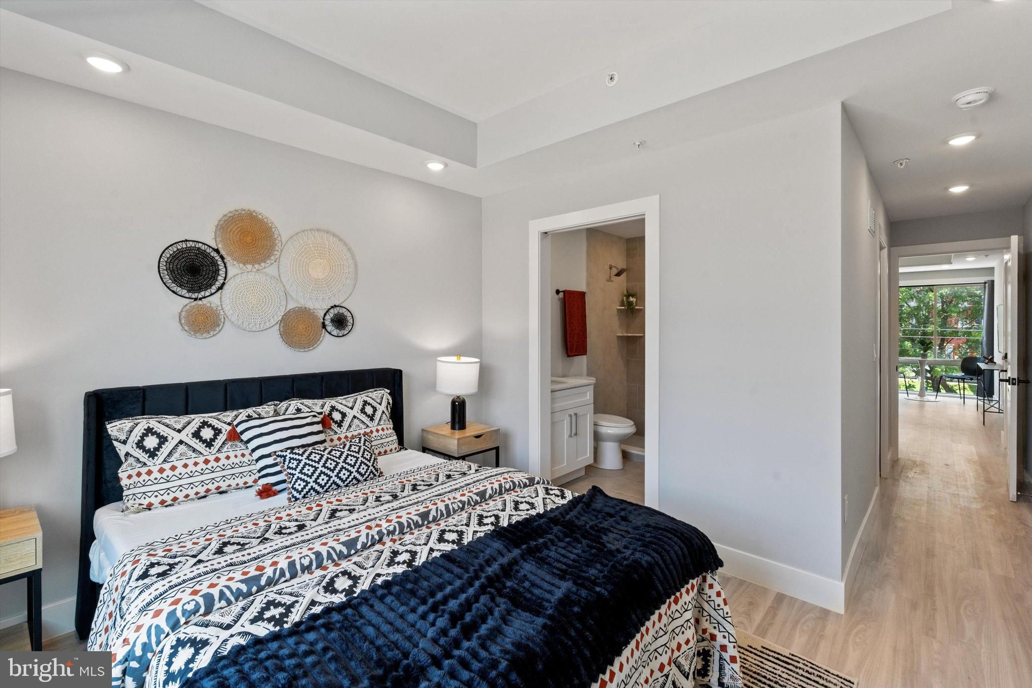 OLDE KENSINGTON - Residential Lease