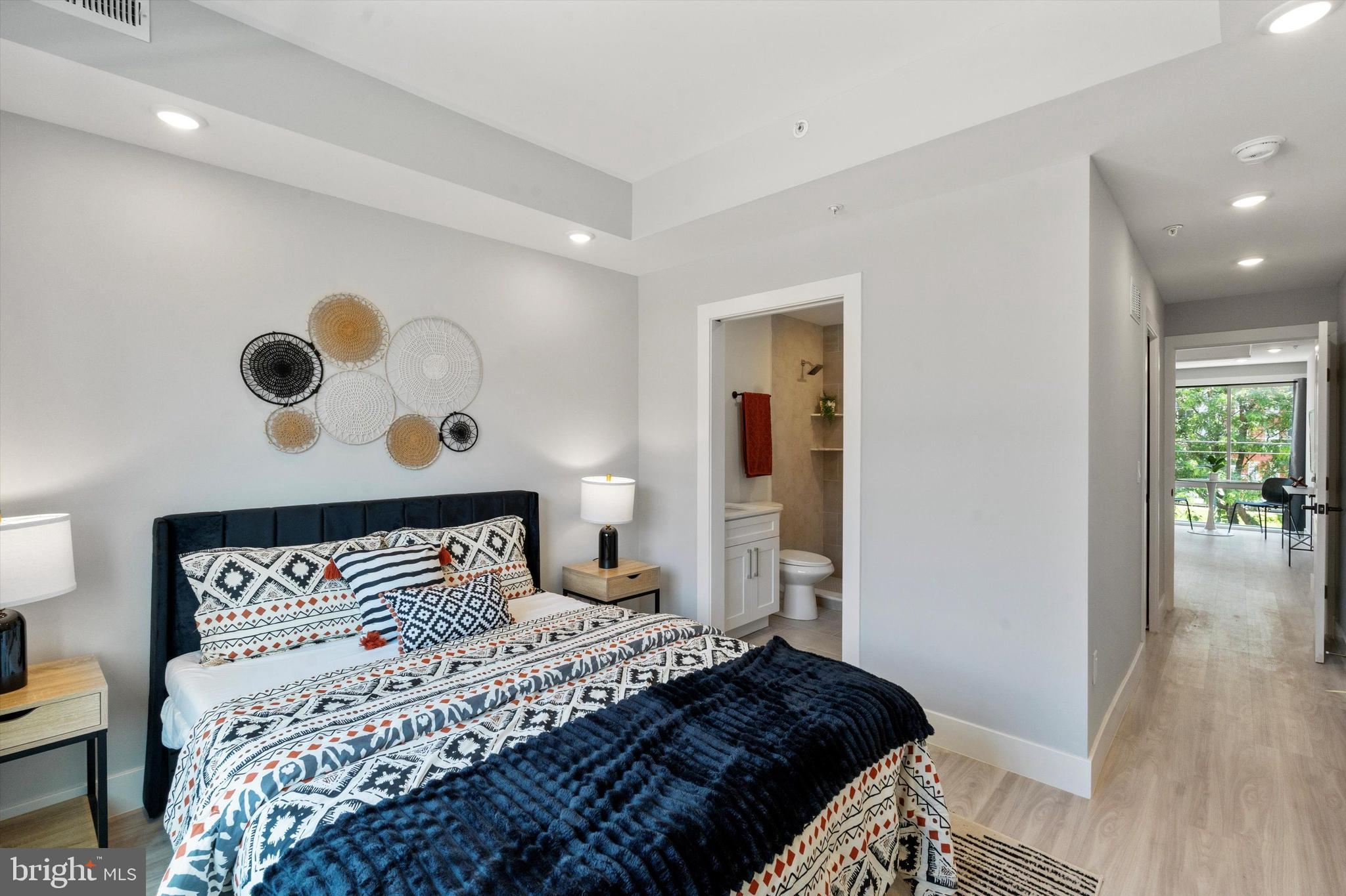 OLDE KENSINGTON - Residential Lease