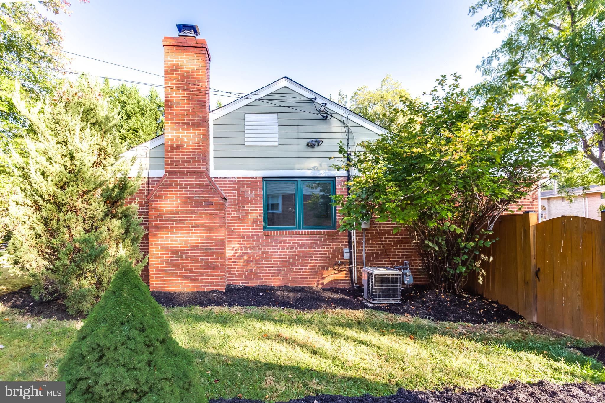 VIRGINIA TERRACE - Residential