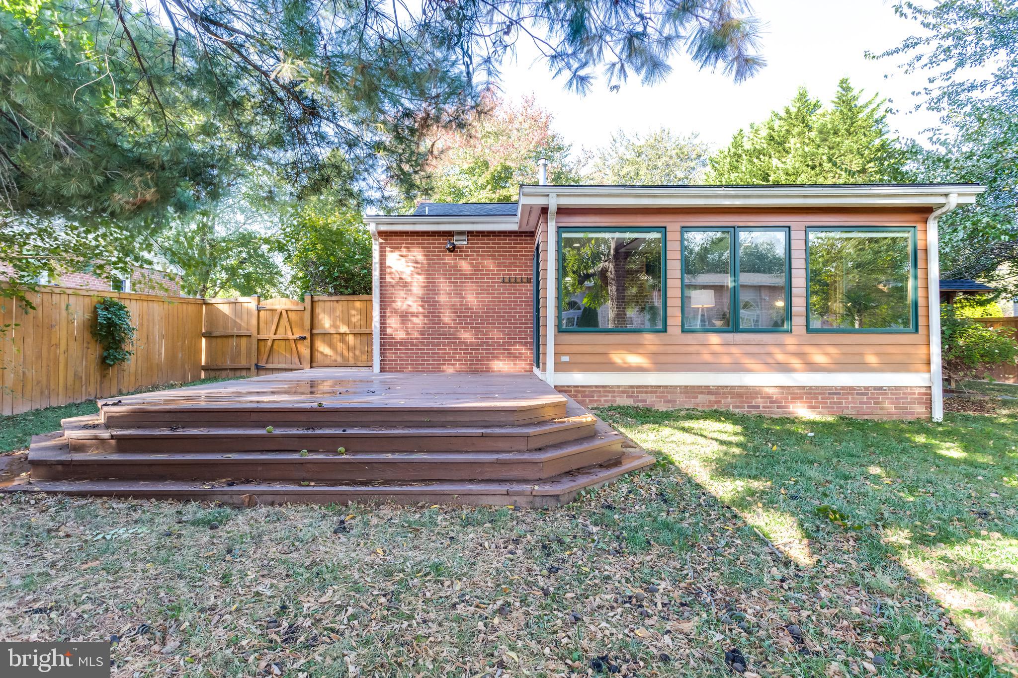 VIRGINIA TERRACE - Residential