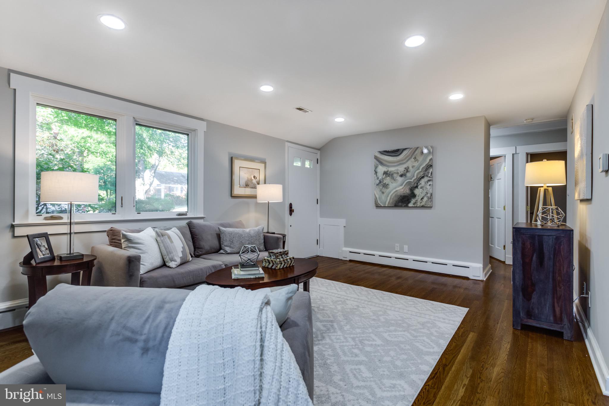 VIRGINIA TERRACE - Residential