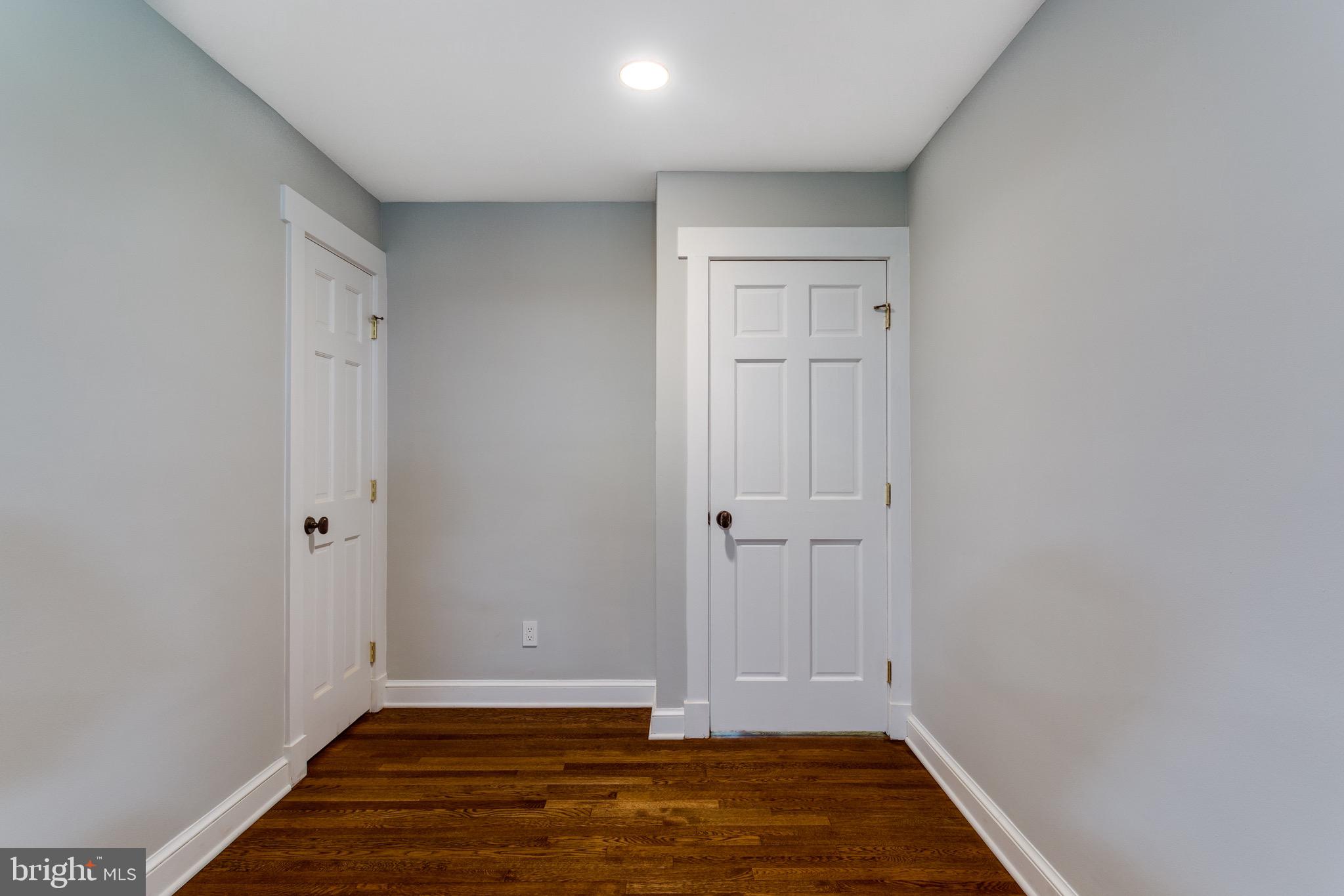 VIRGINIA TERRACE - Residential