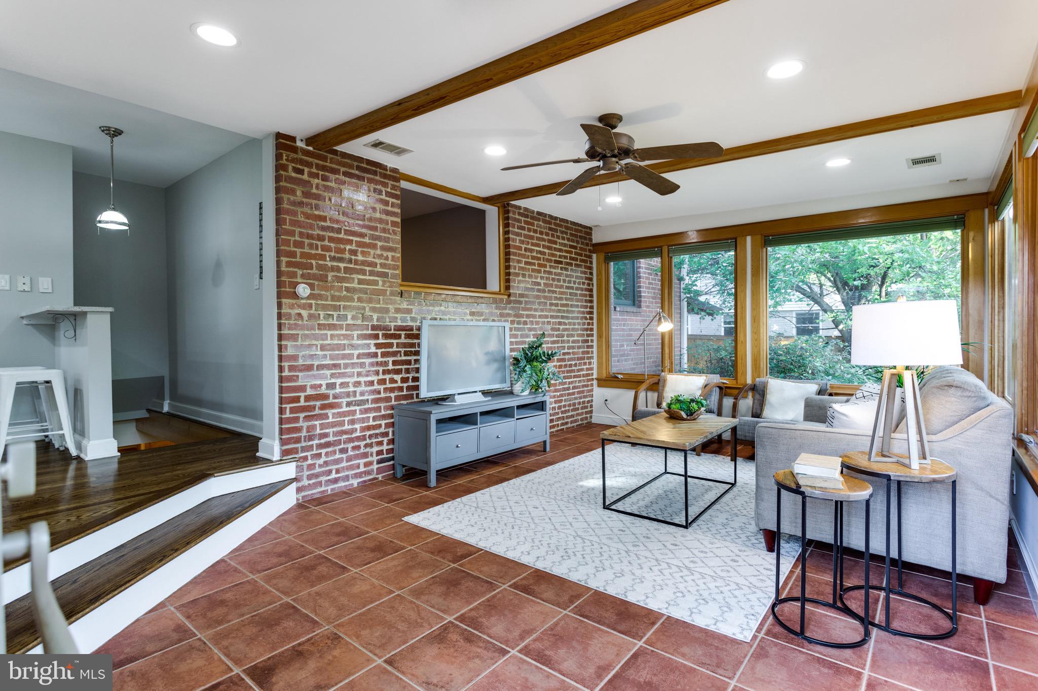 VIRGINIA TERRACE - Residential