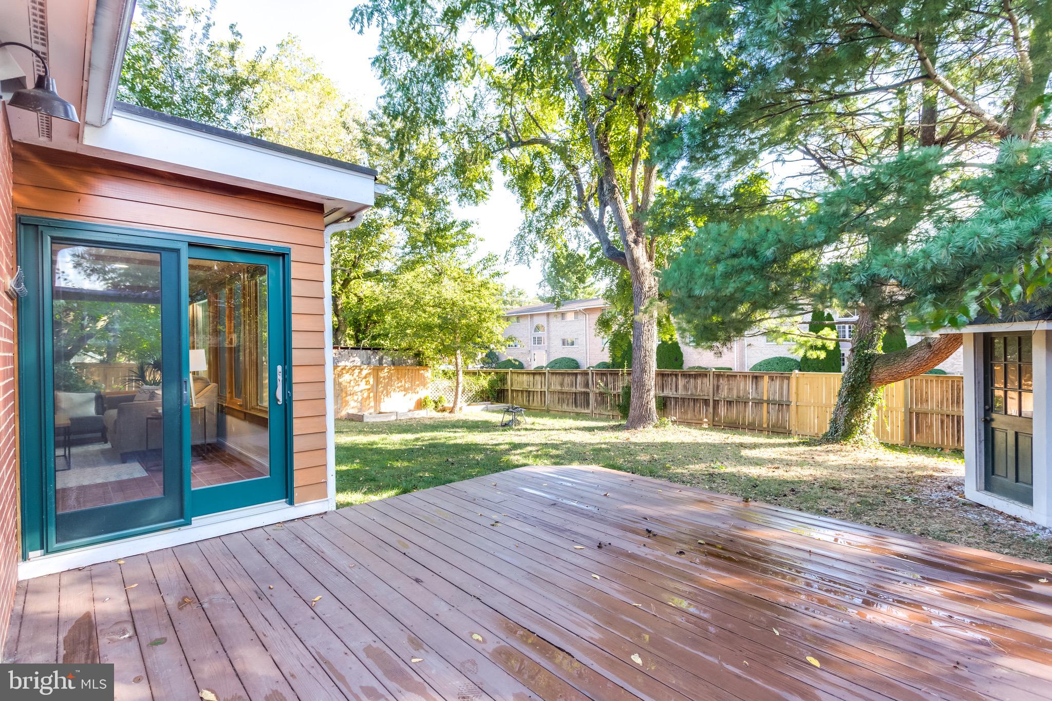 VIRGINIA TERRACE - Residential