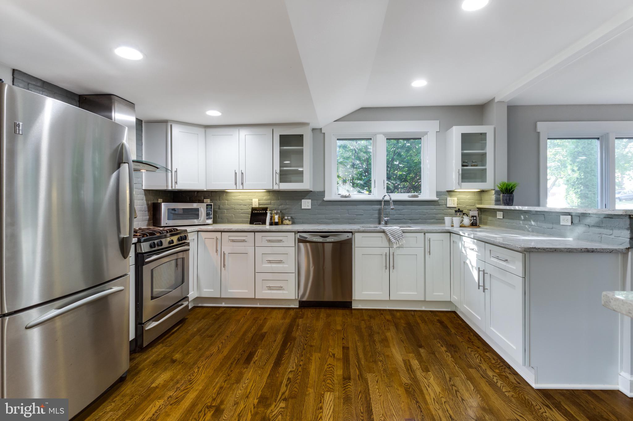 VIRGINIA TERRACE - Residential