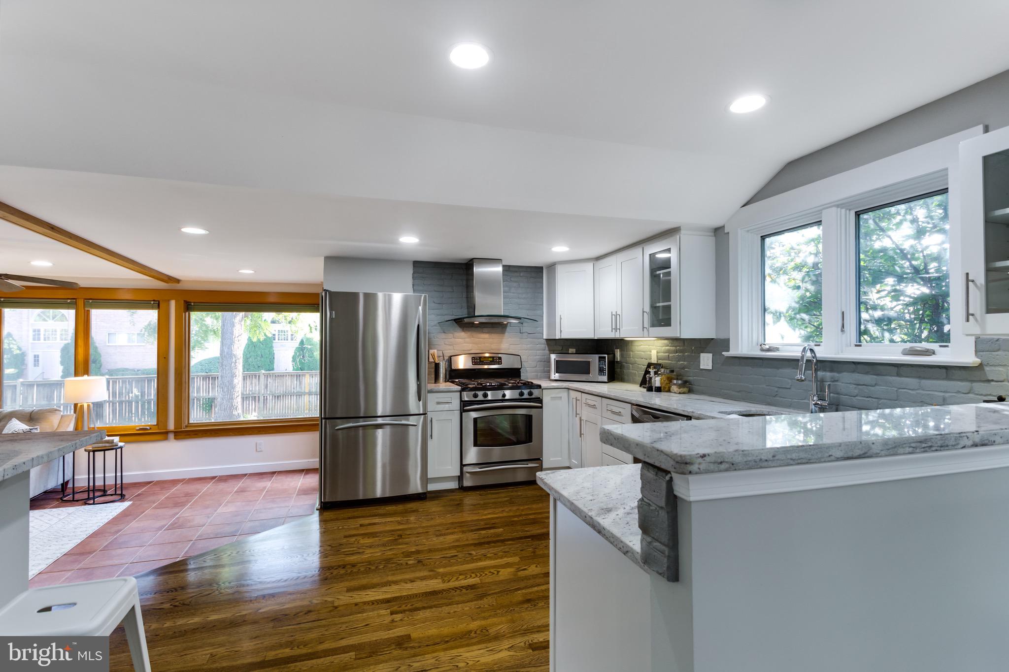 VIRGINIA TERRACE - Residential