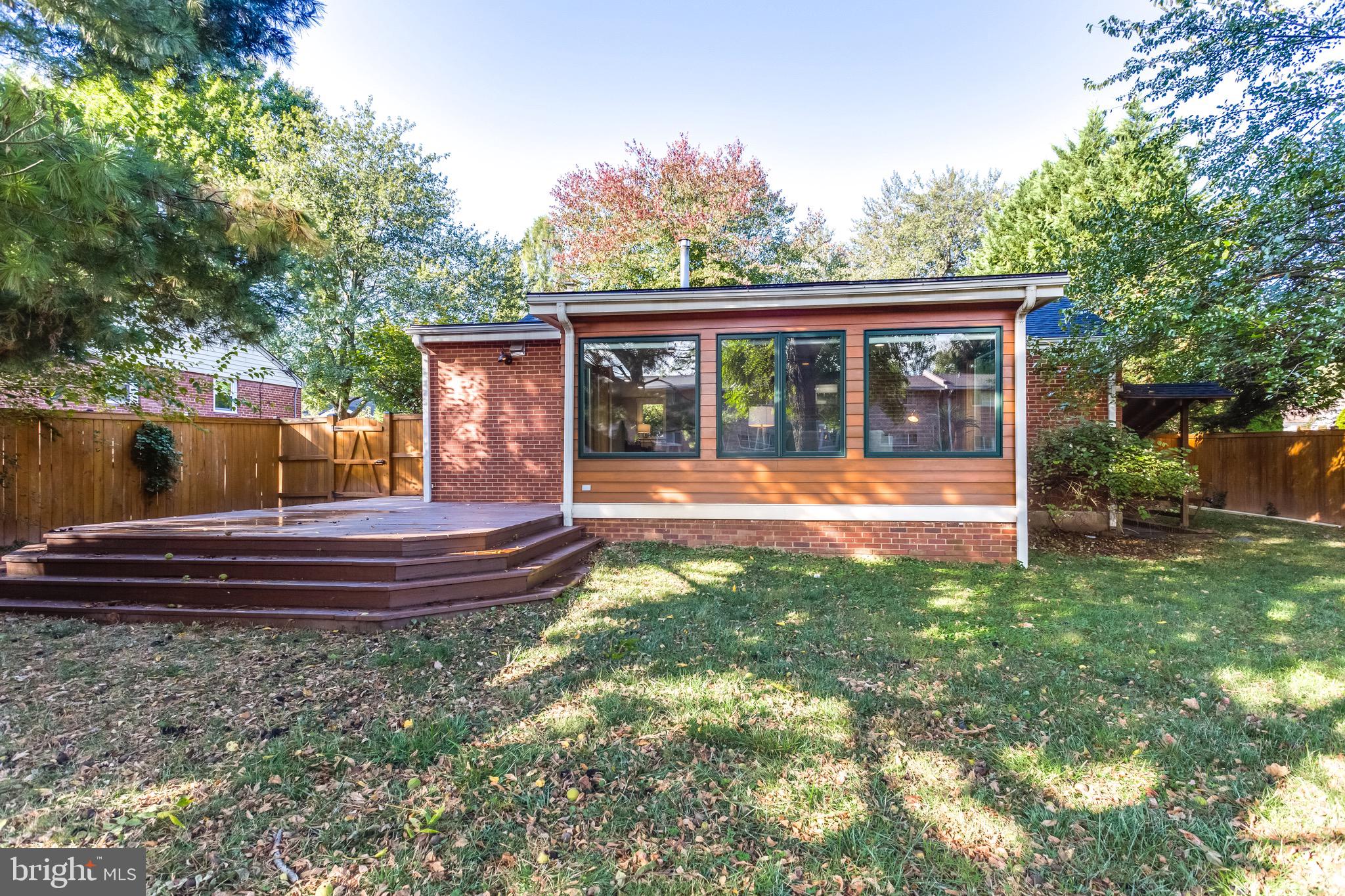 VIRGINIA TERRACE - Residential