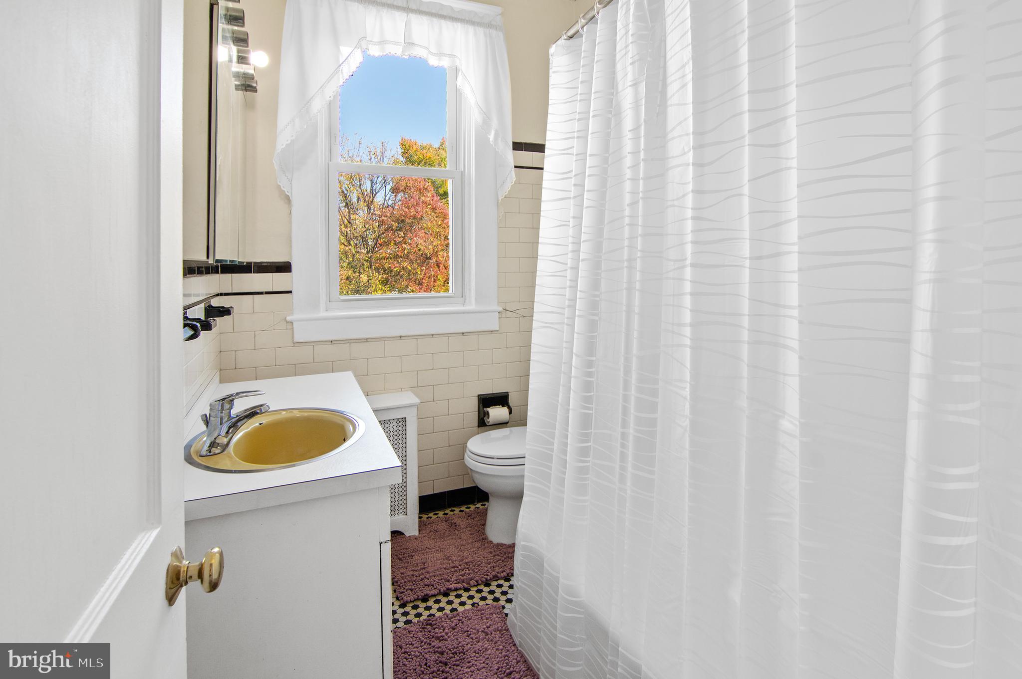 FRANKFORD - Residential