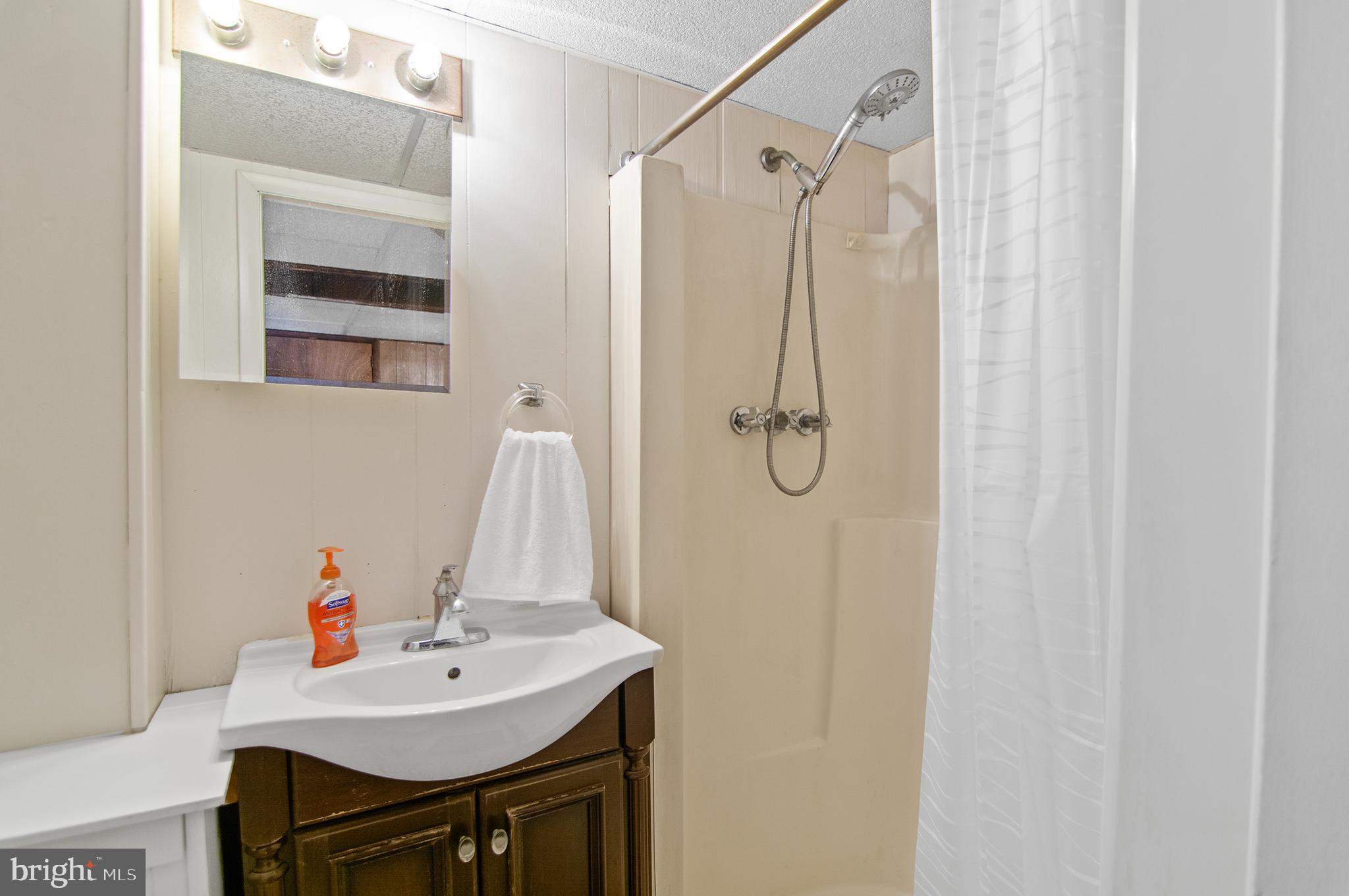 FRANKFORD - Residential