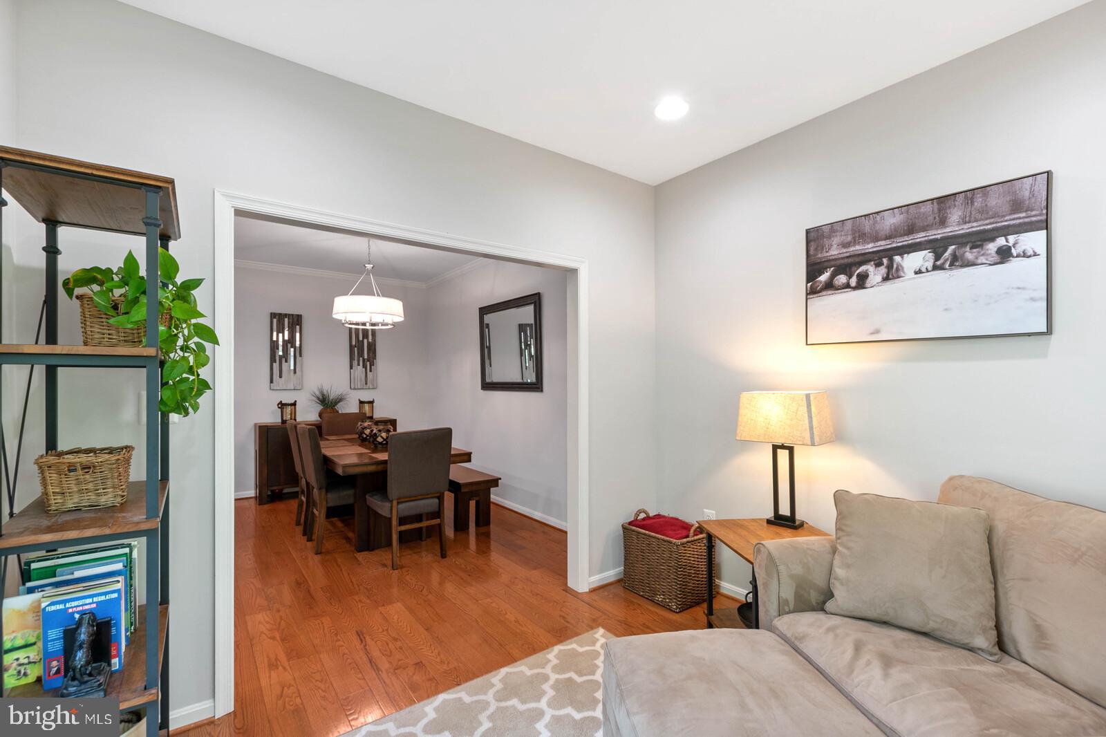 FAIRFAX CENTER LANDBAY - Residential