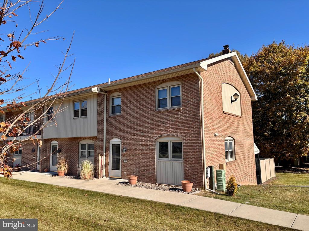 Photo of 33 Fulton Street, AKRON, PA 17501 (MLS # PALA2064396)
