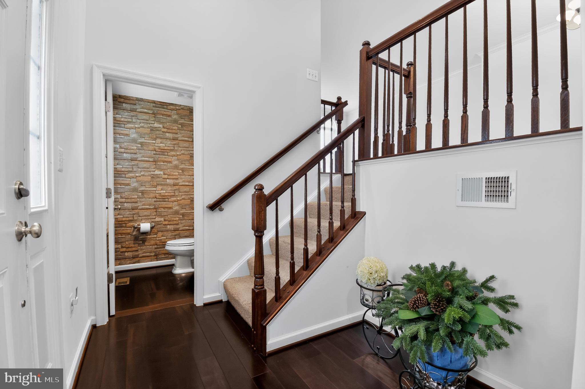 25099 PRAIRIE FIRE SQUARE