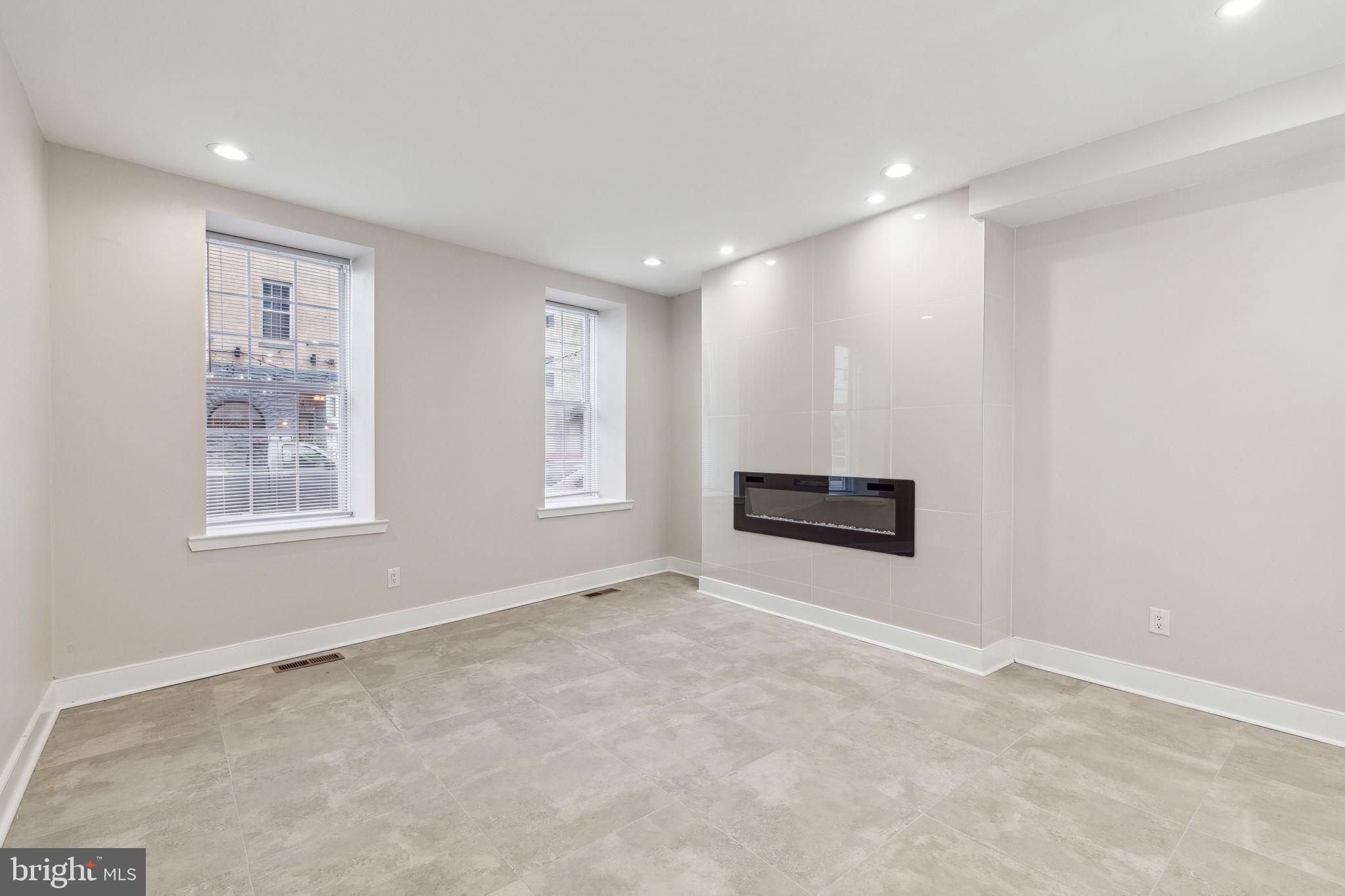 PENNSPORT - Residential Lease