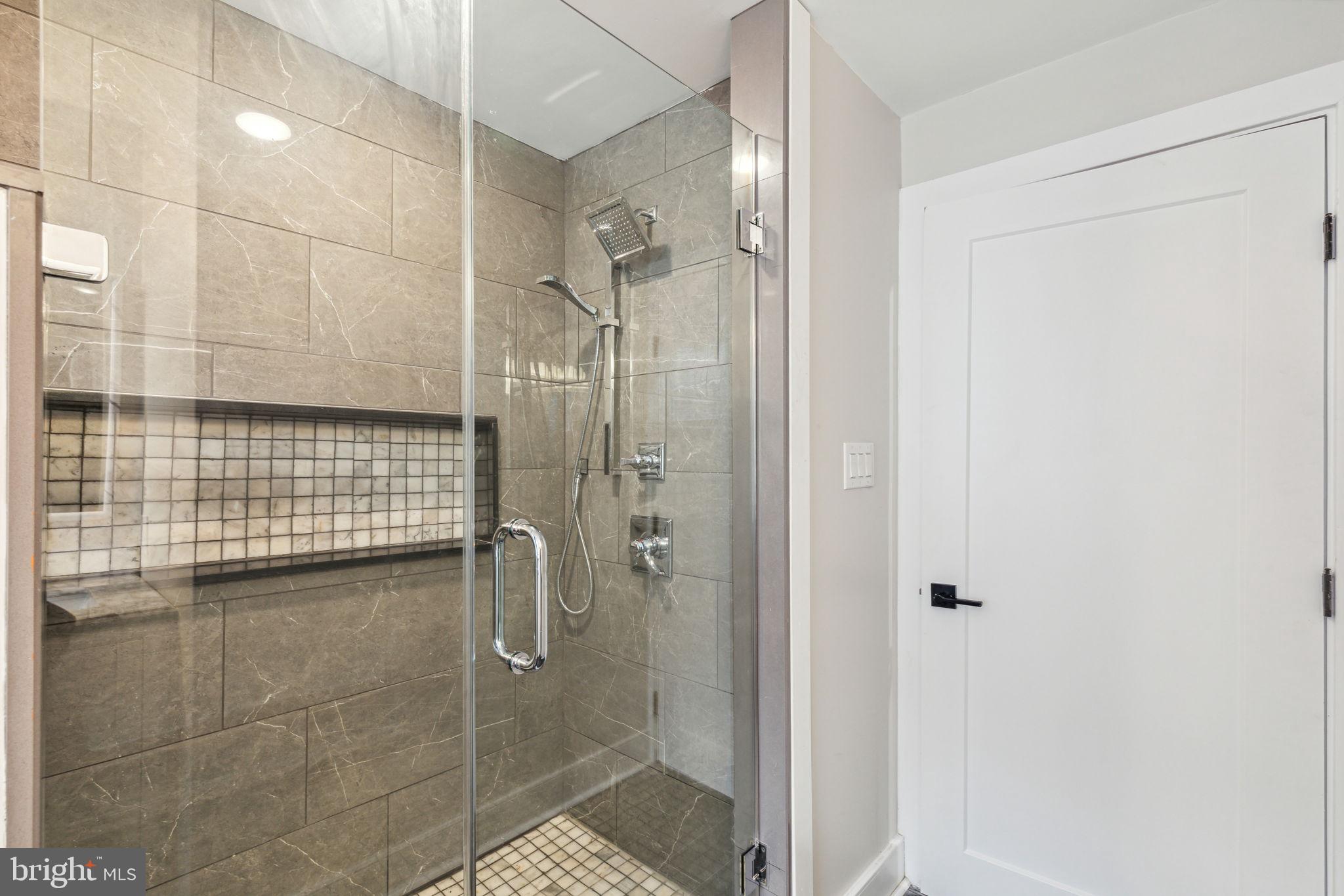 PENNSPORT - Residential Lease