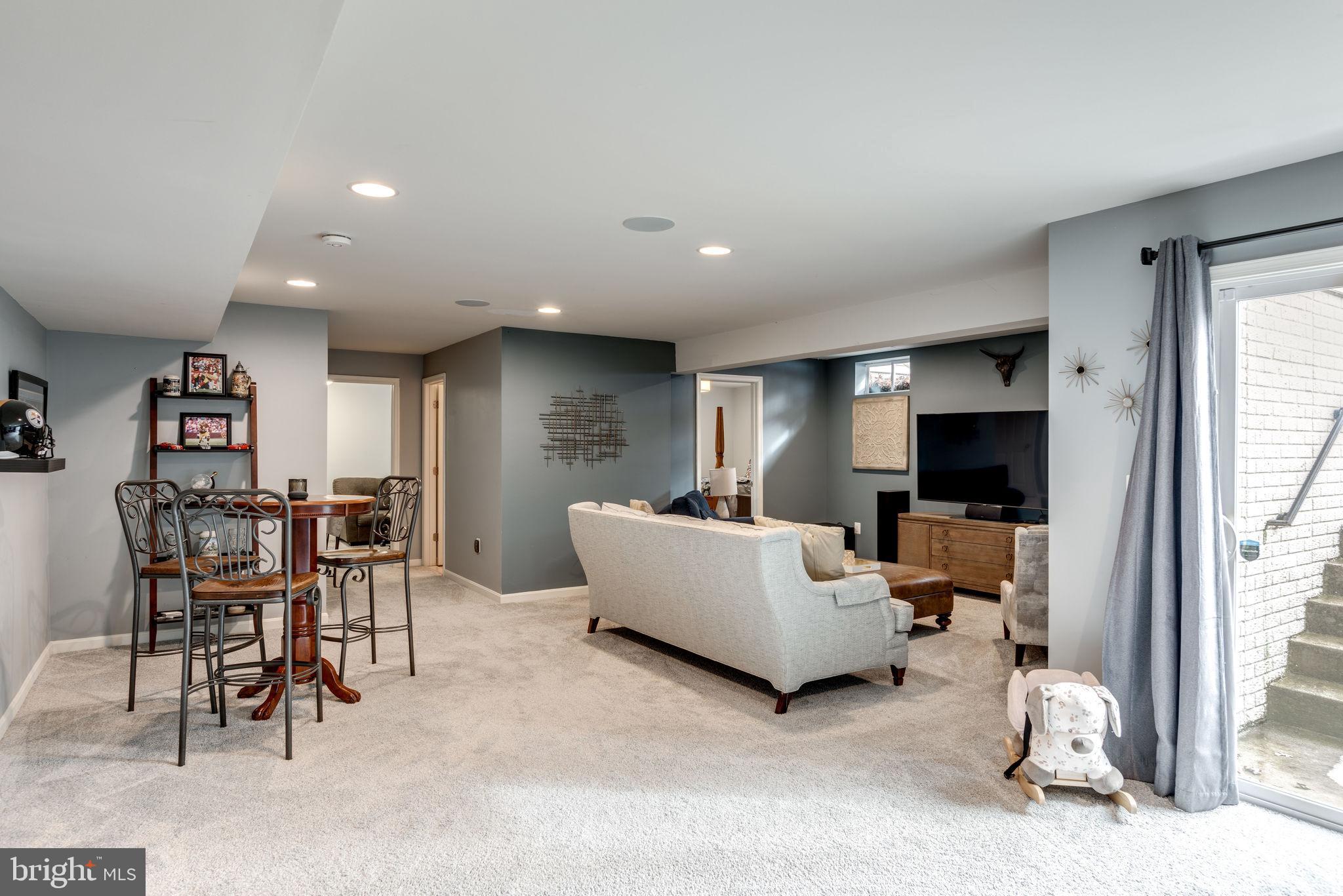 STUARTS CROSSING - Residential