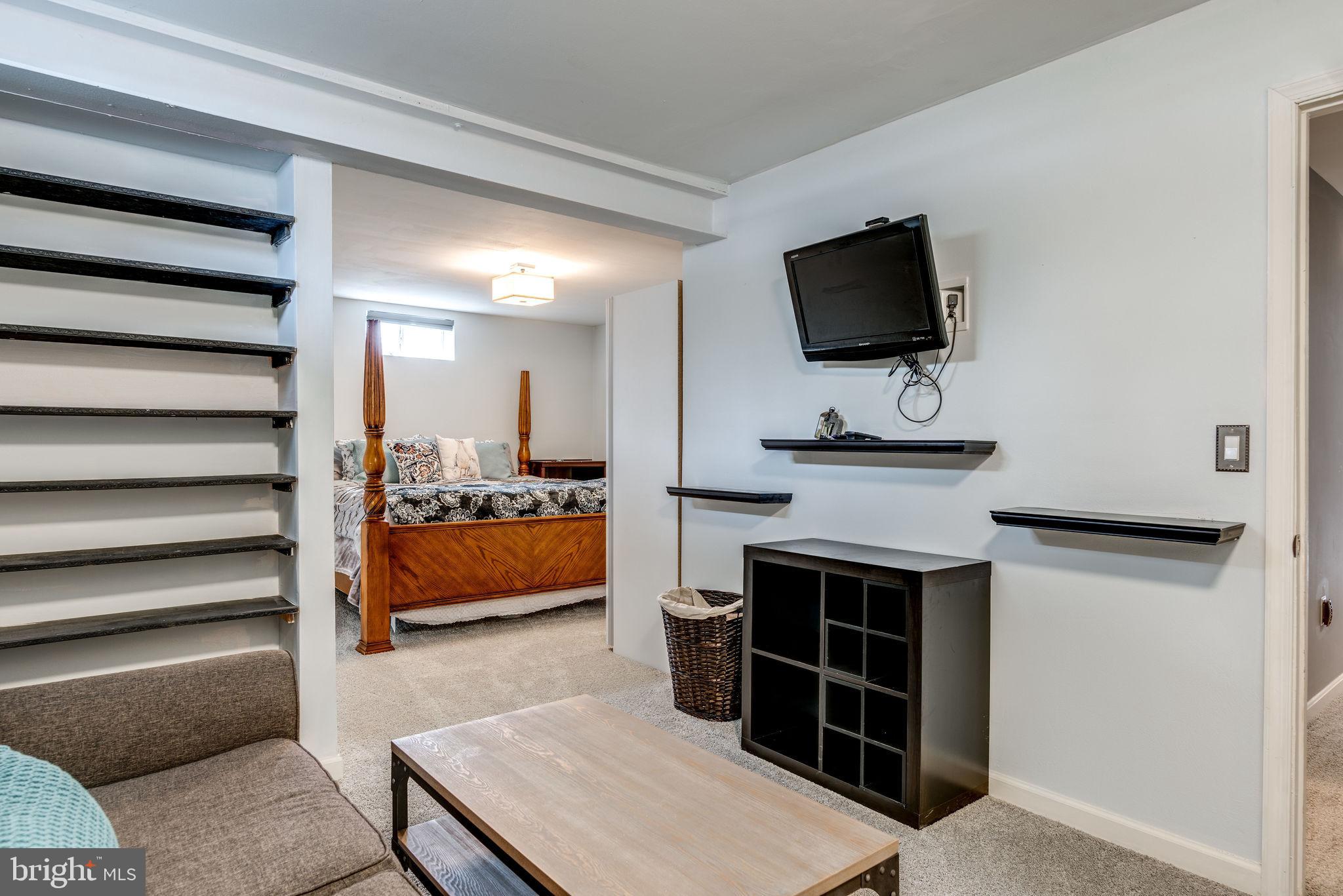 STUARTS CROSSING - Residential