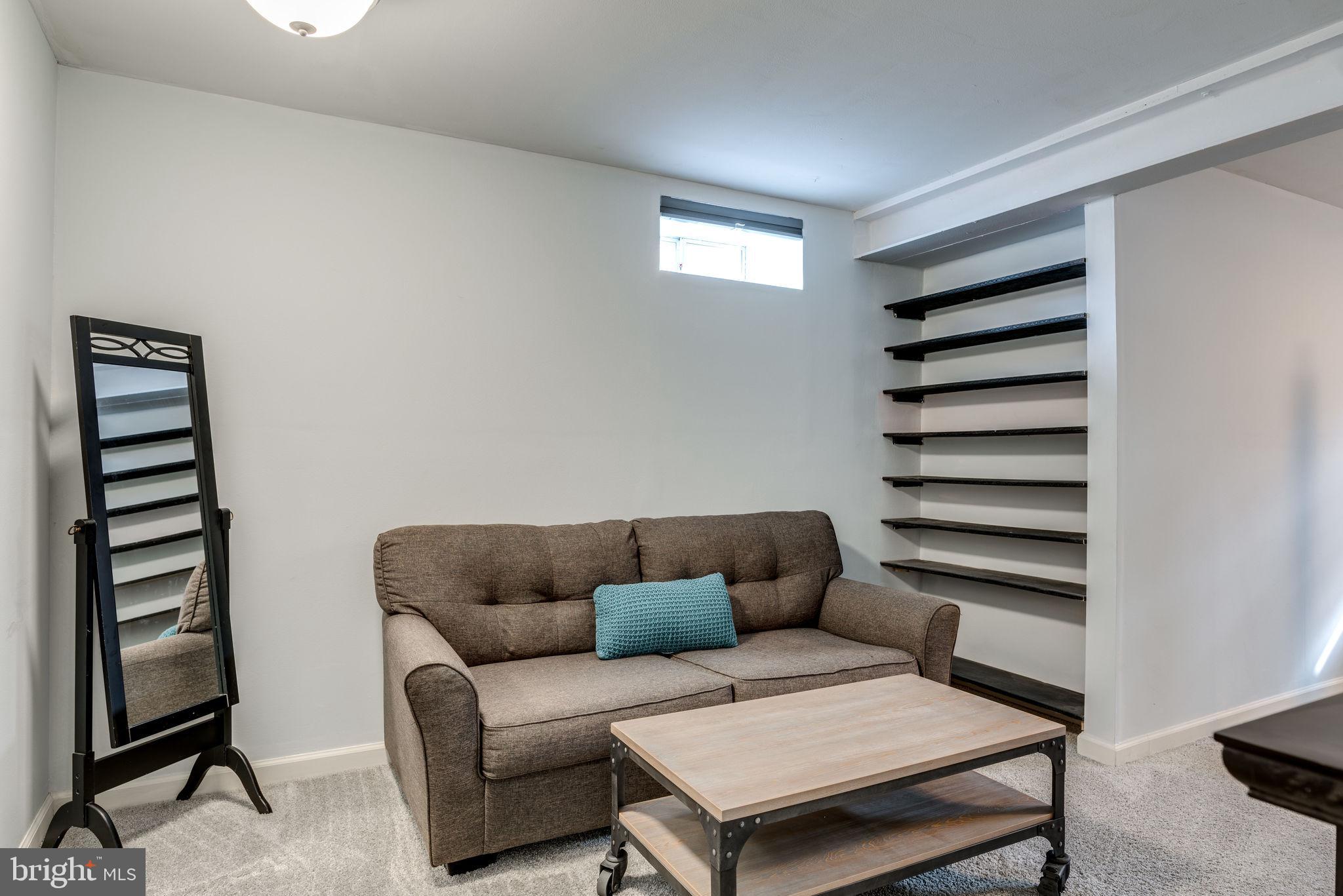 STUARTS CROSSING - Residential