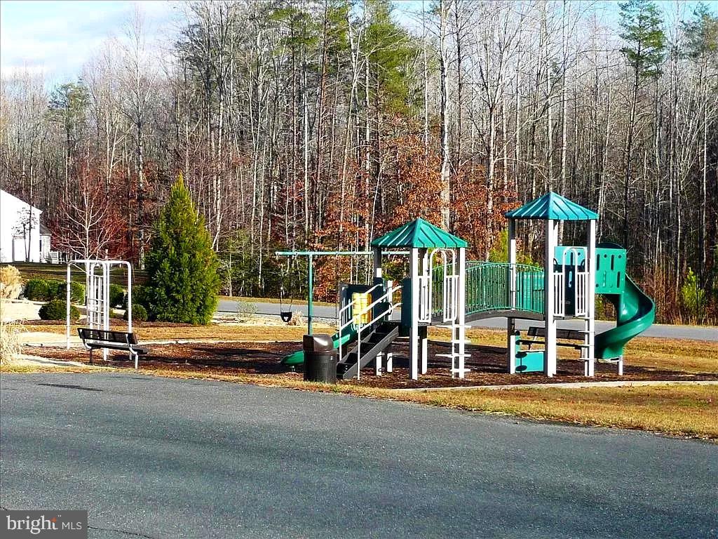 STUARTS CROSSING - Residential