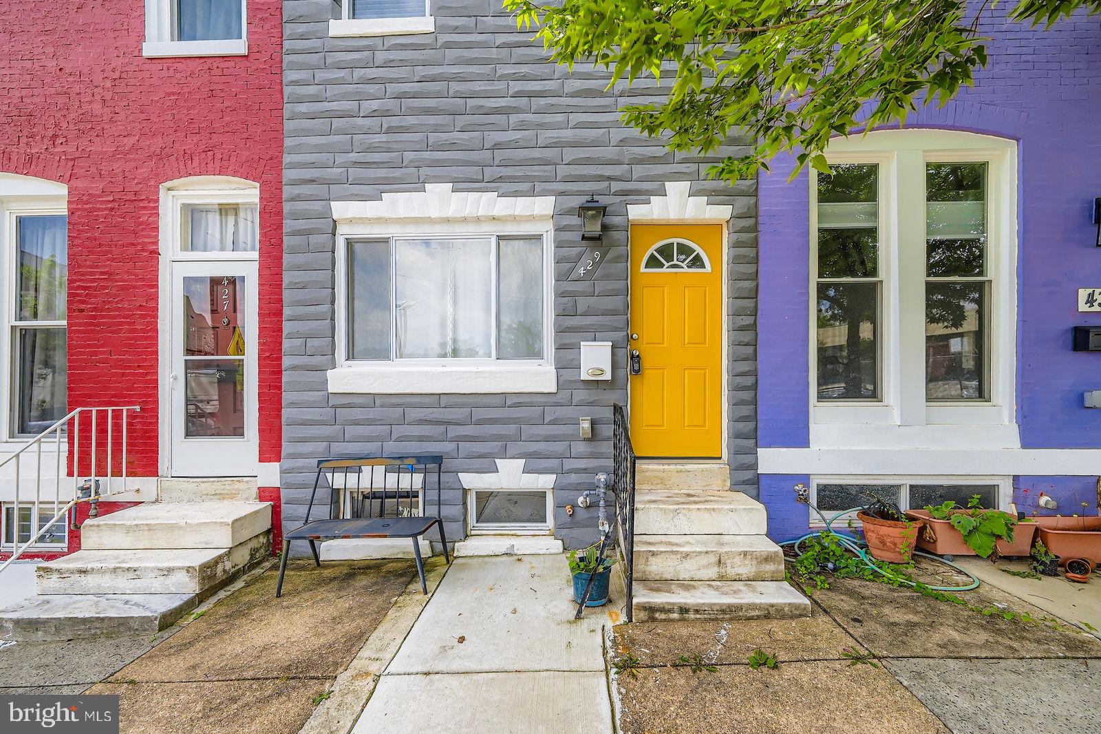429 W 24TH STREET