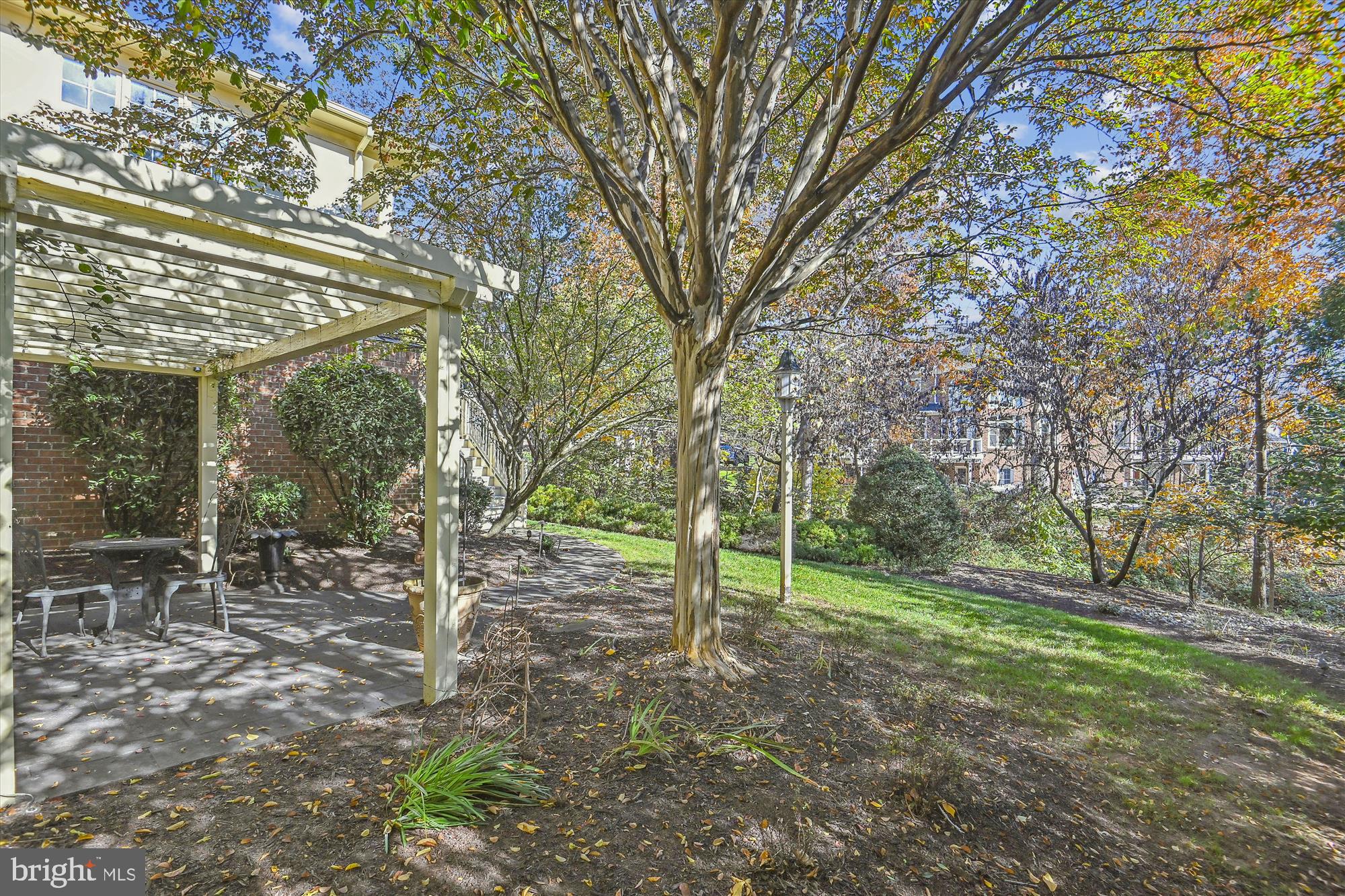 RIVER CREEK - Residential