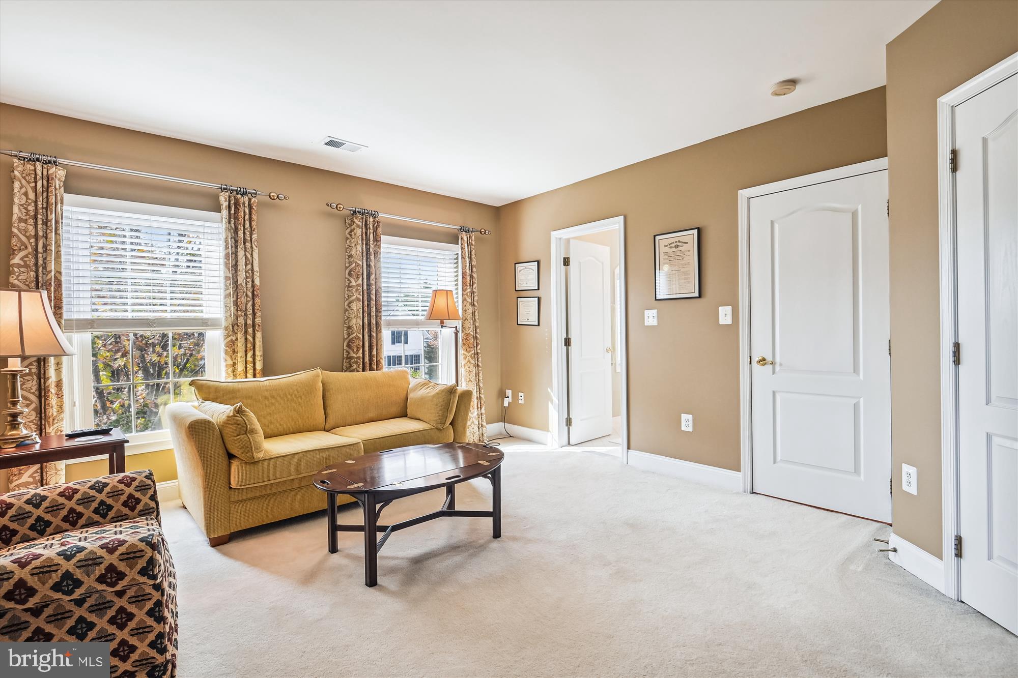 RIVER CREEK - Residential