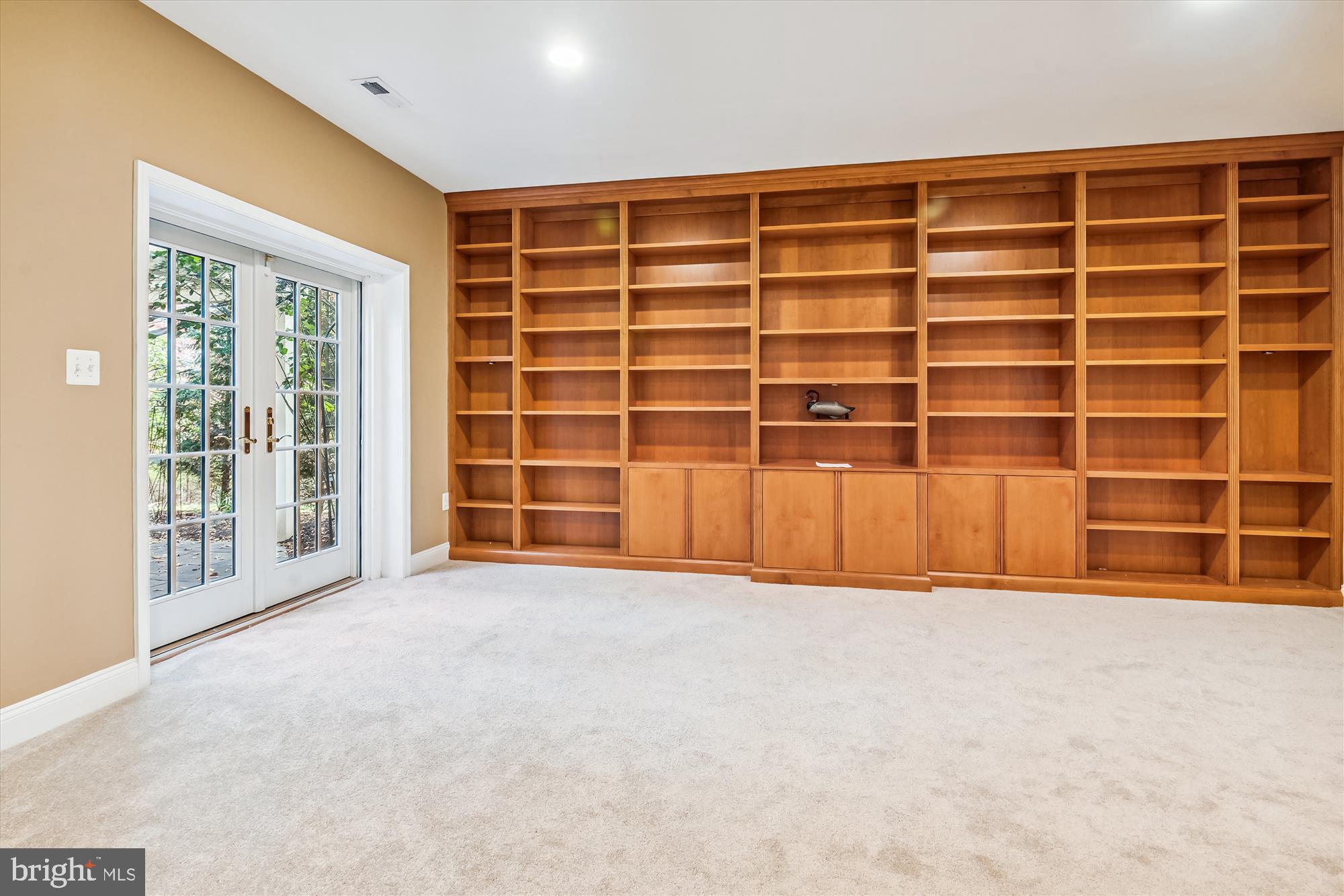 RIVER CREEK - Residential