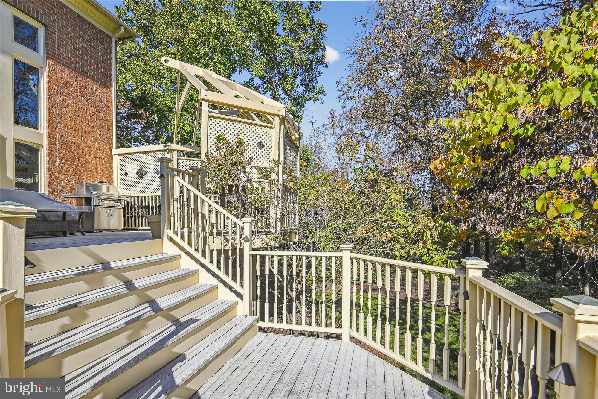 RIVER CREEK - Residential