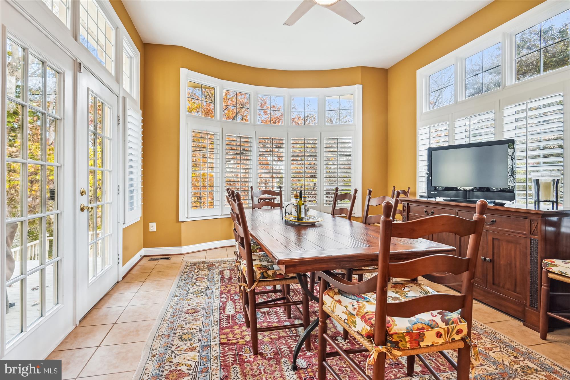 RIVER CREEK - Residential