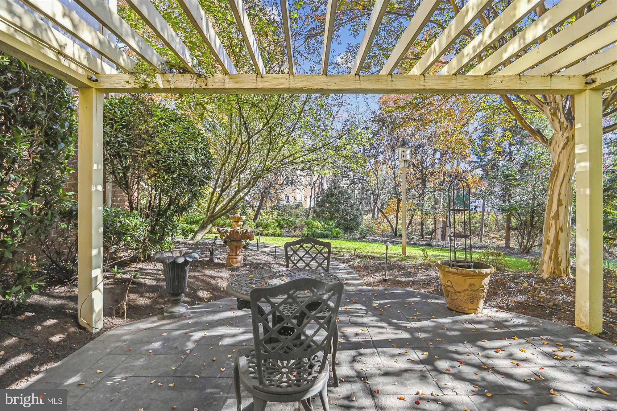 RIVER CREEK - Residential