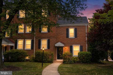 Photo of 4901 30th Street S, ARLINGTON, VA 22206 (MLS # VAAX2064626)