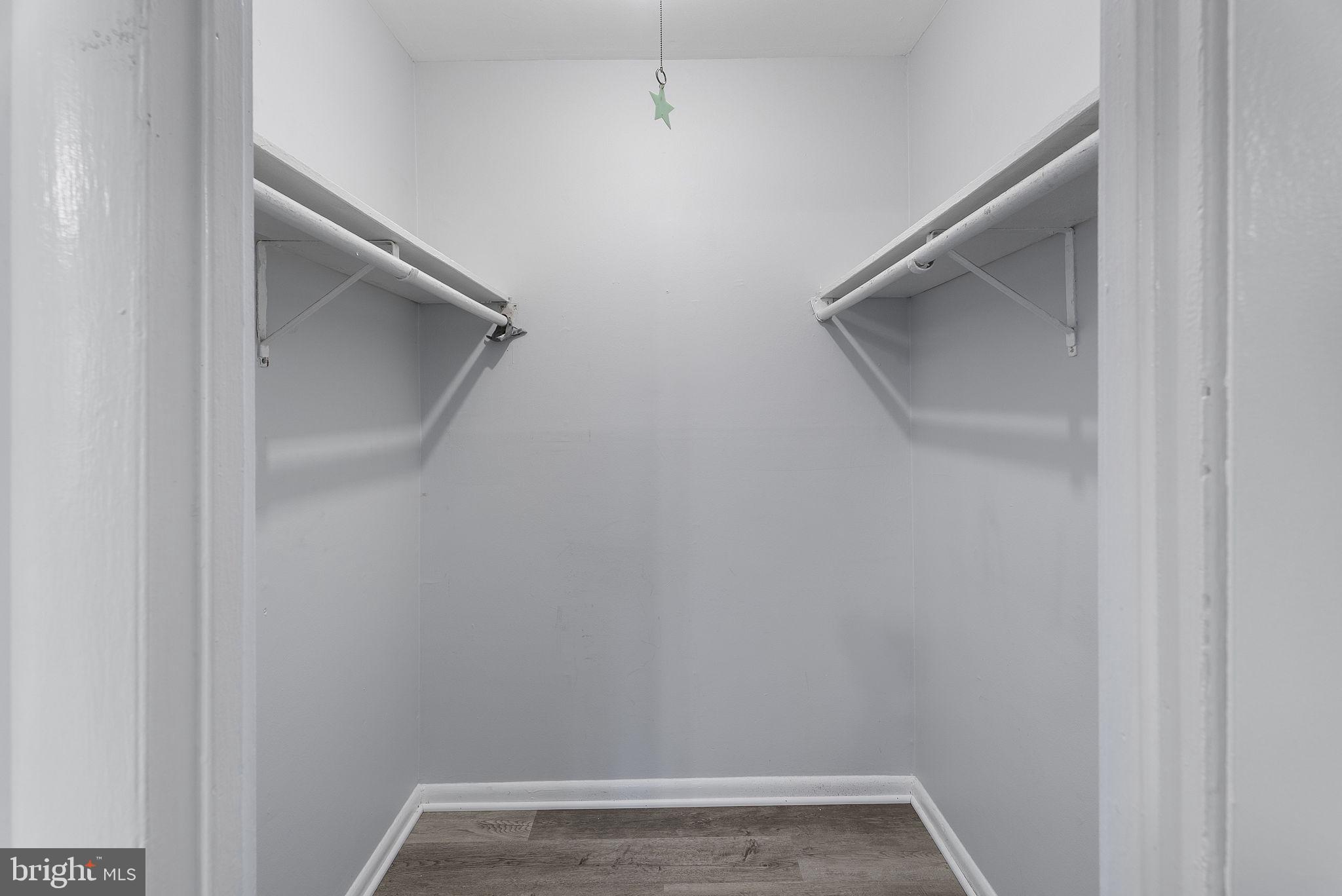 FOXCROFT COLONY CONDOS - Residential