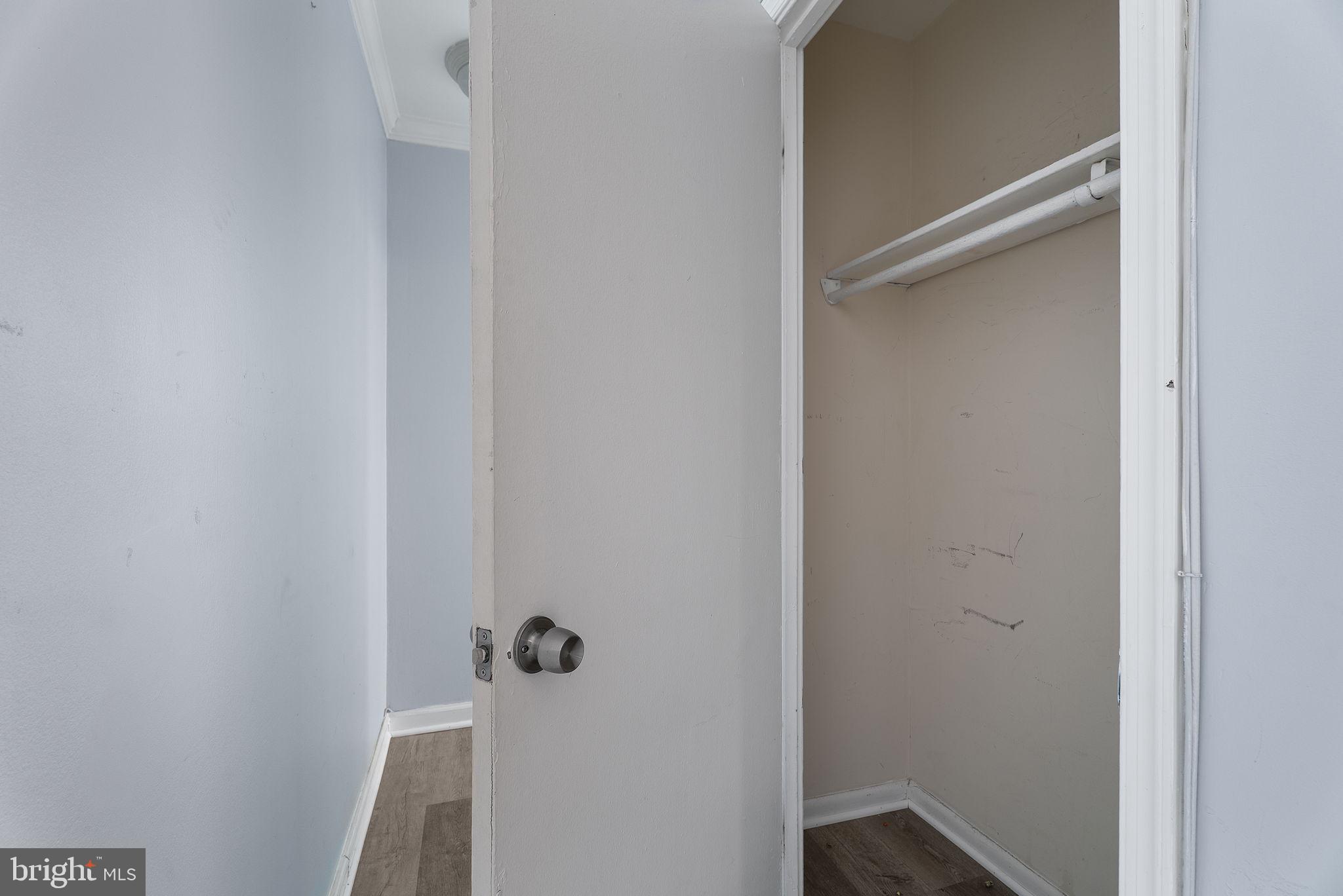 FOXCROFT COLONY CONDOS - Residential