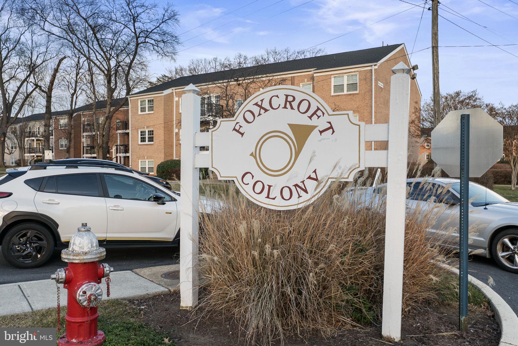 FOXCROFT COLONY CONDOS - Residential