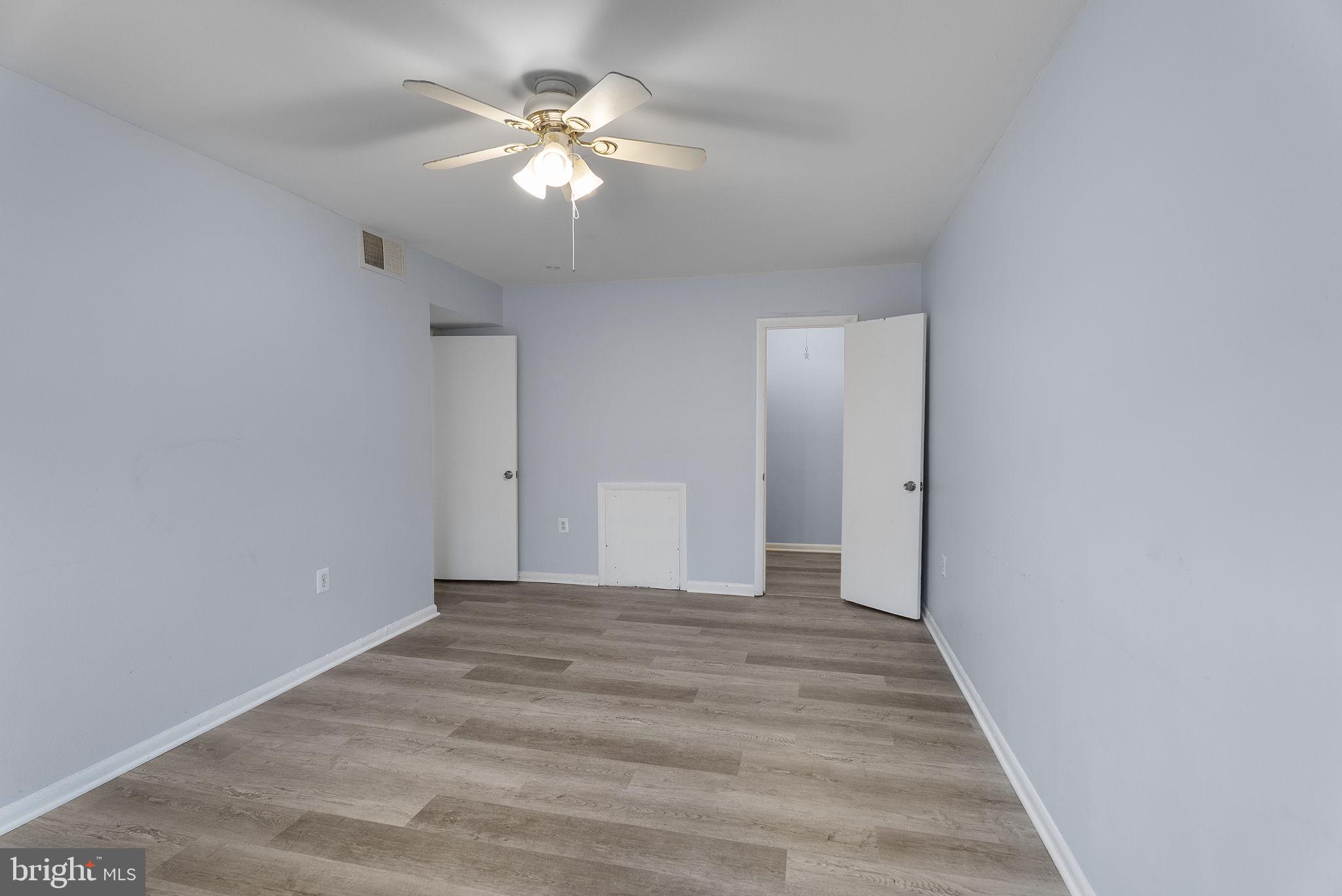 FOXCROFT COLONY CONDOS - Residential