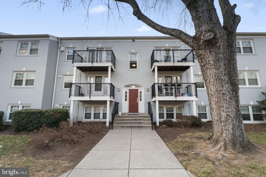Photo of 9453 Fairfax Boulevard #104, FAIRFAX, VA 22031 (MLS # VAFC2007630)