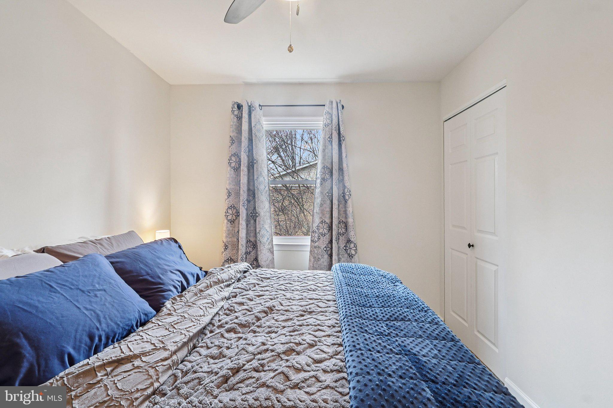 ADAMS WALK - Residential